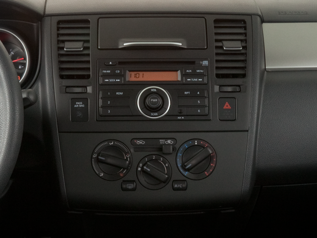 2010 Nissan Versa 1.8S