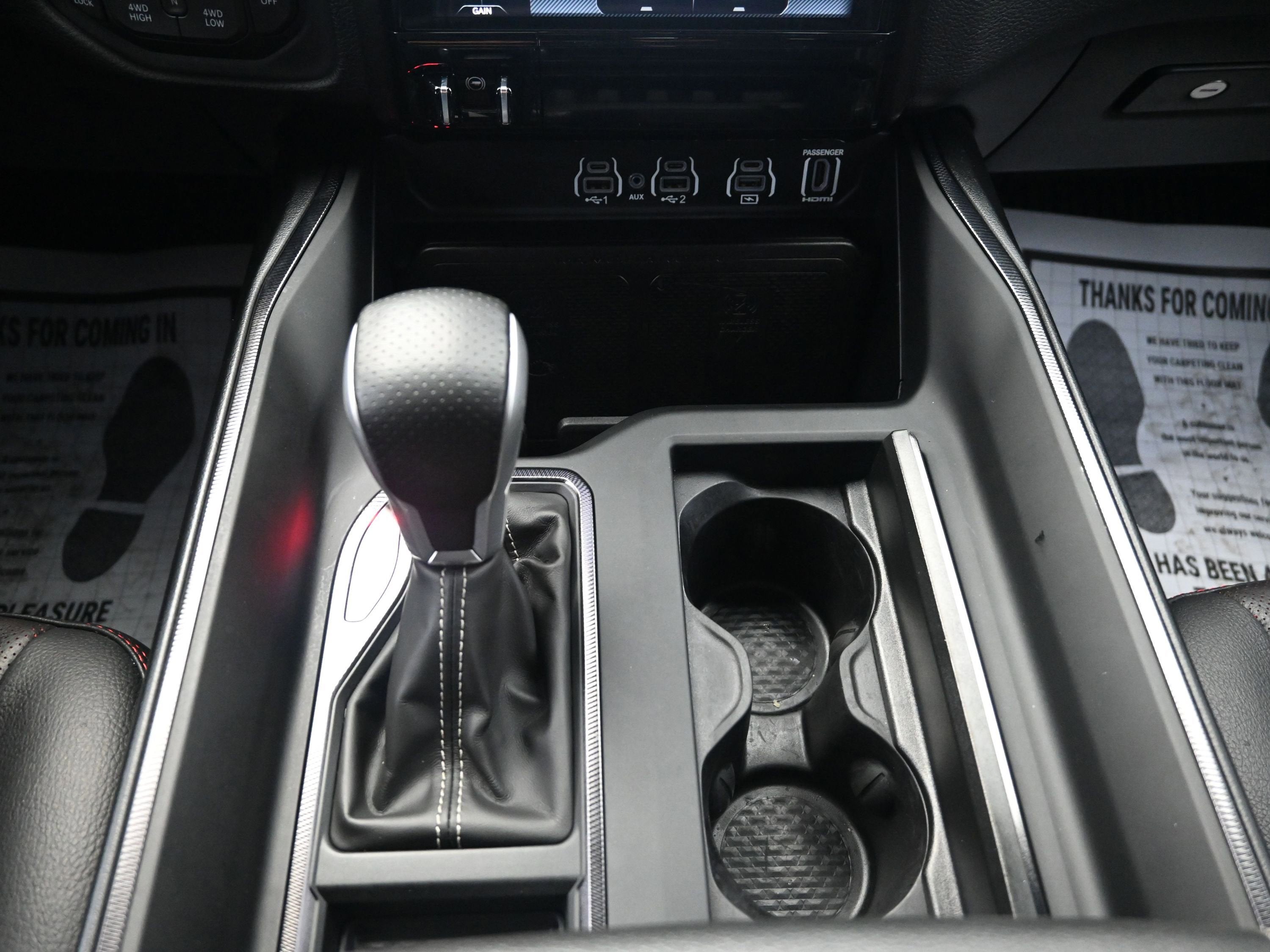 2025 RAM 1500 Rebel Crew Cab 4x4 5'7" Box