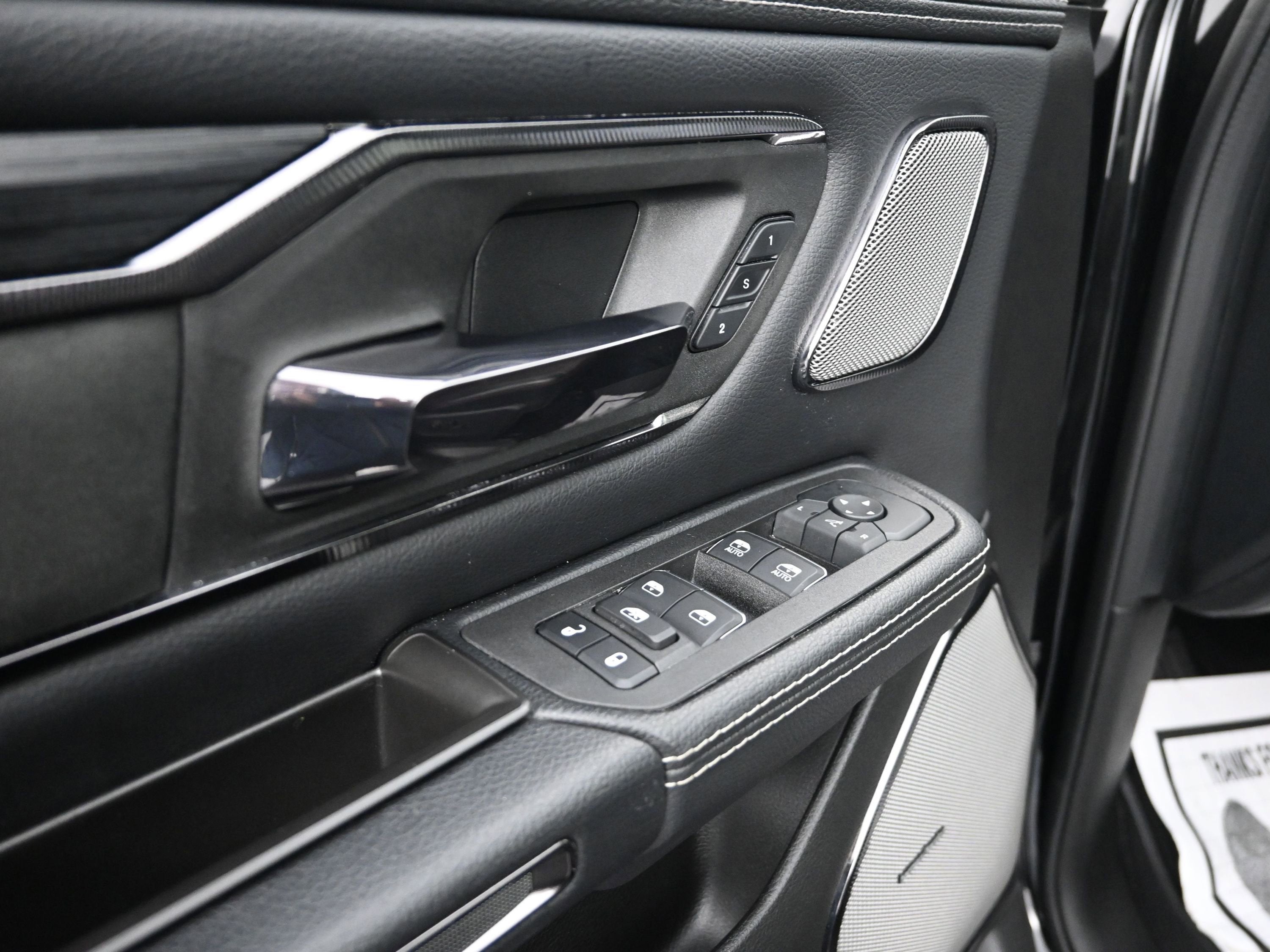 2025 RAM 1500 Rebel Crew Cab 4x4 5'7" Box