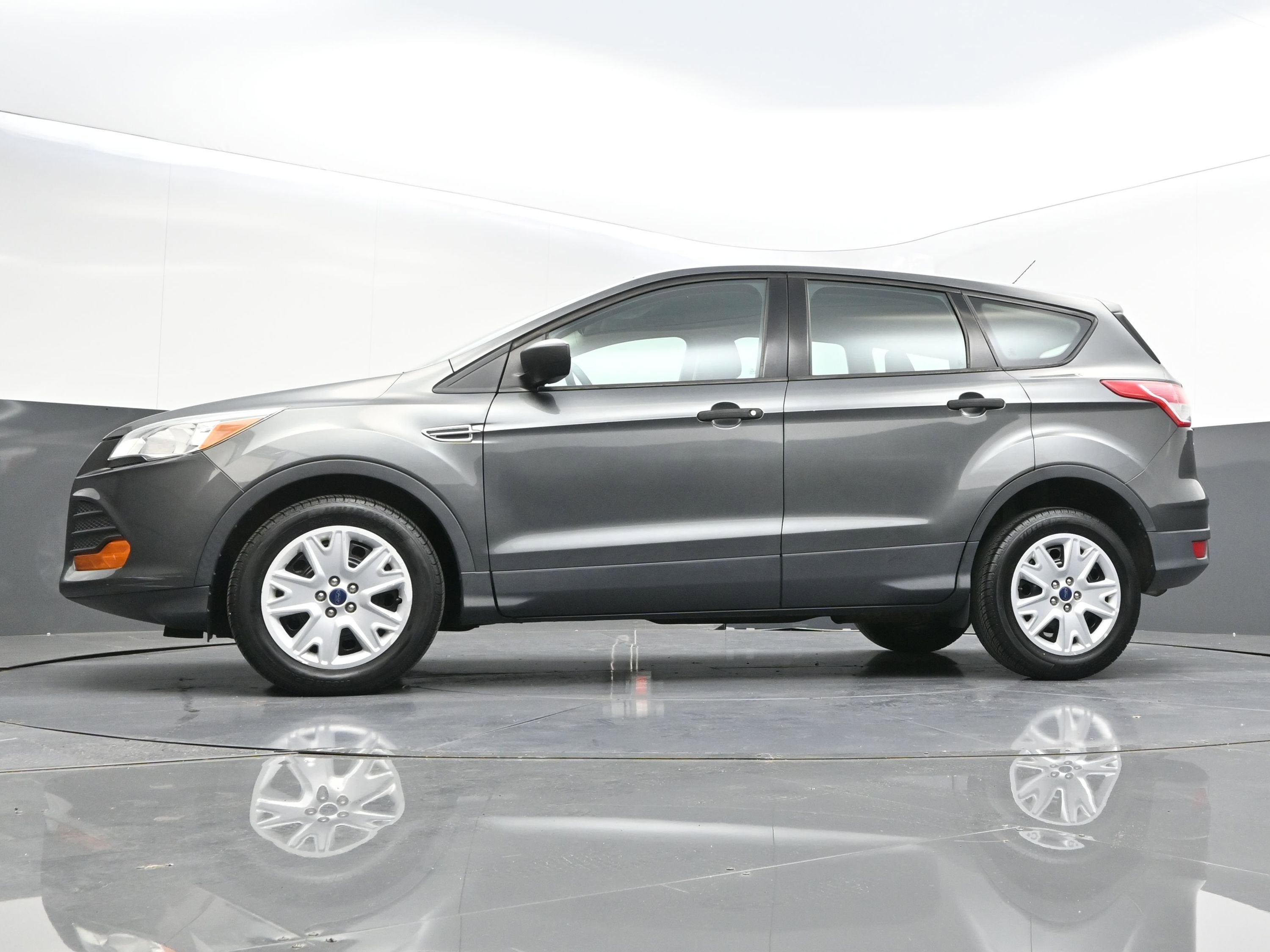 2016 Ford Escape S