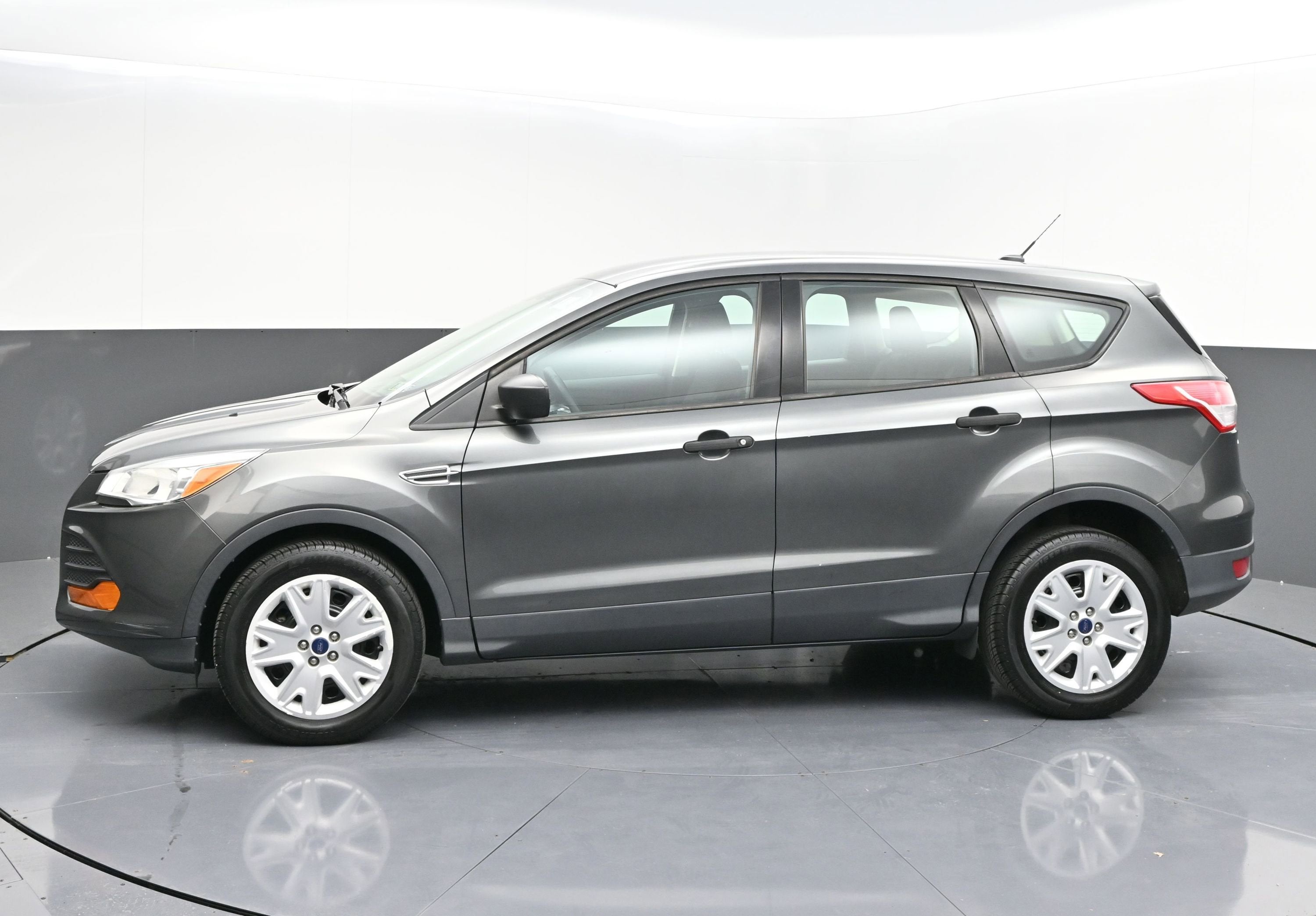 2016 Ford Escape S