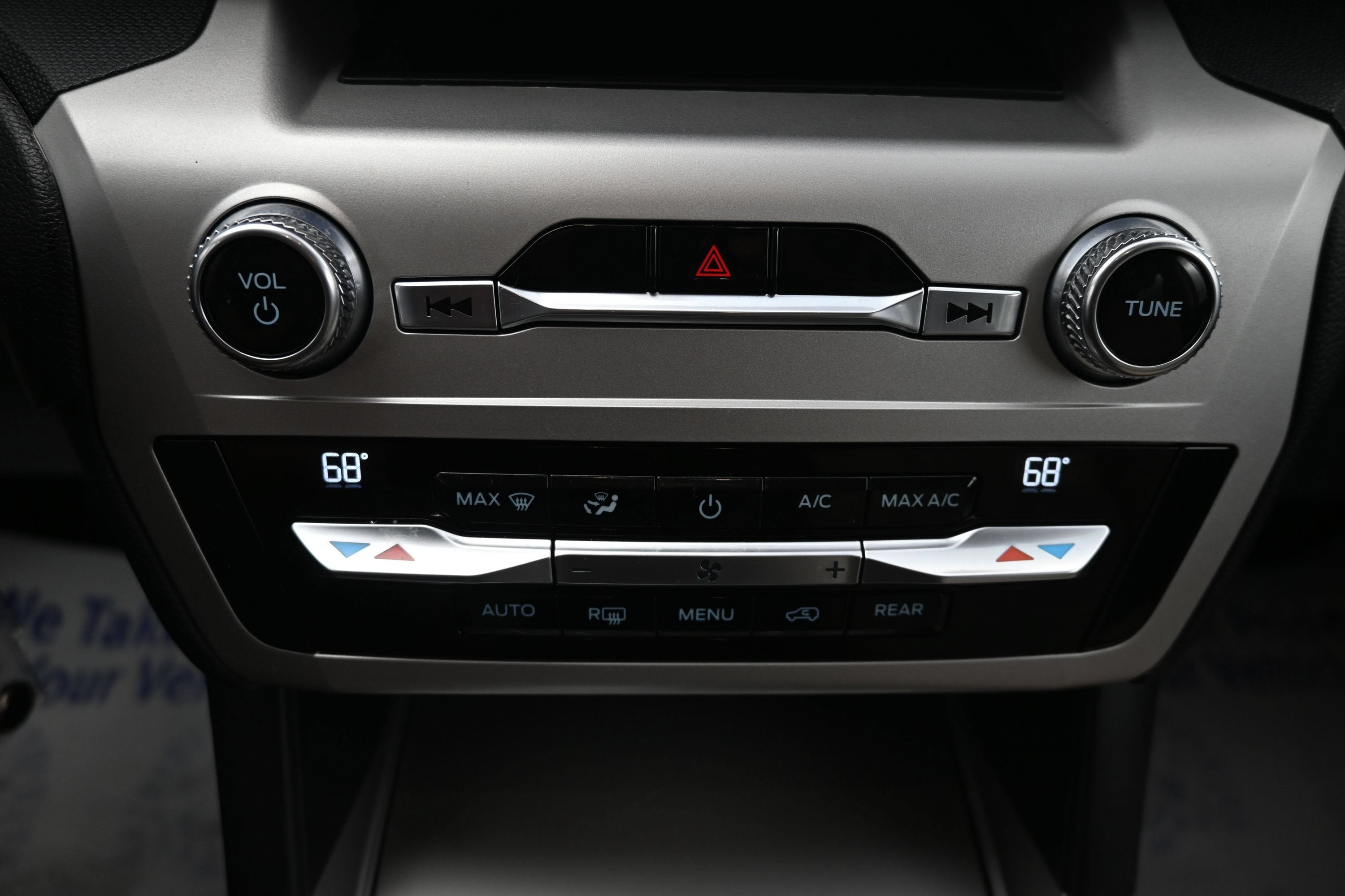2021 Ford Explorer Base