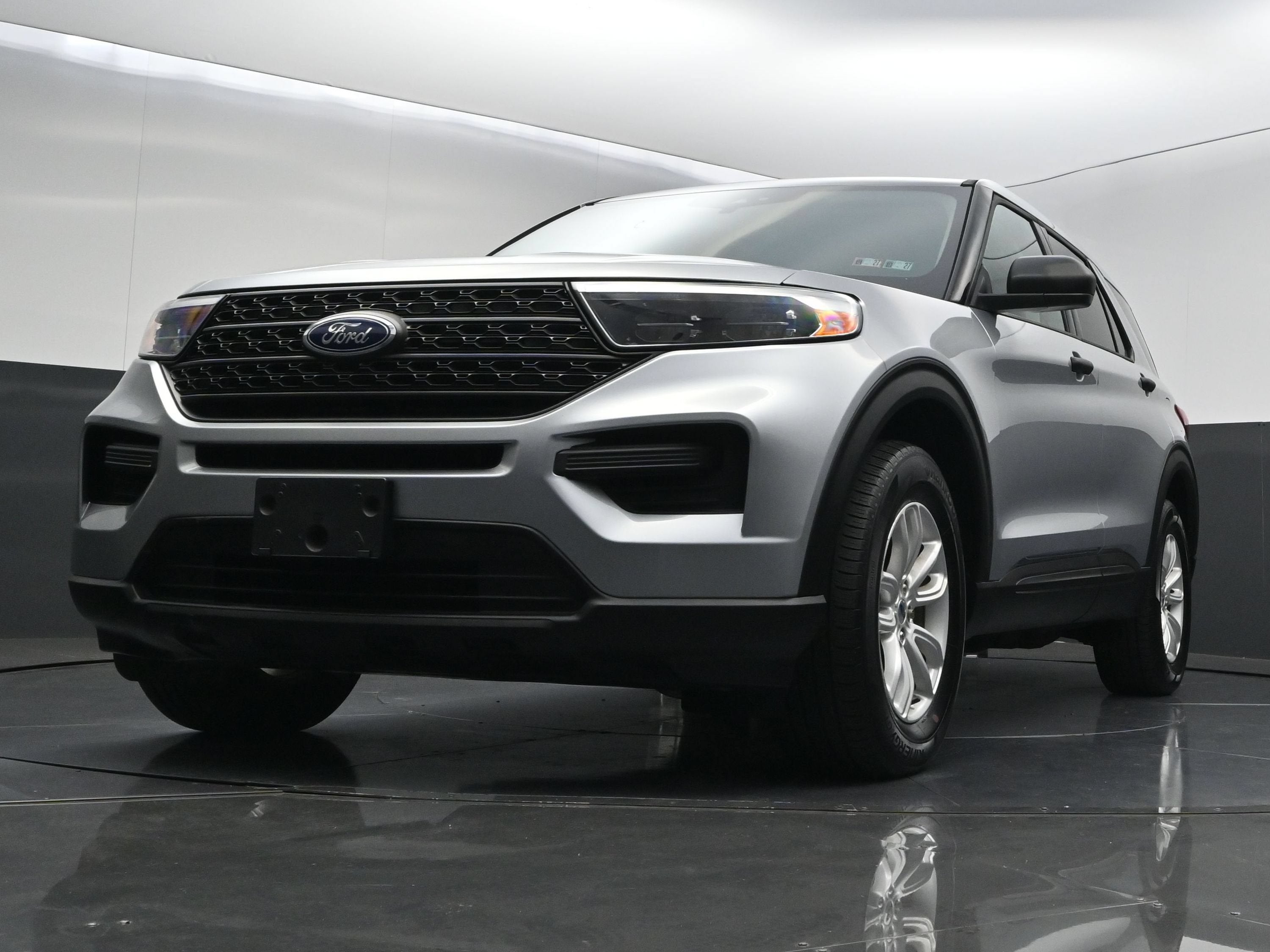 2021 Ford Explorer Base