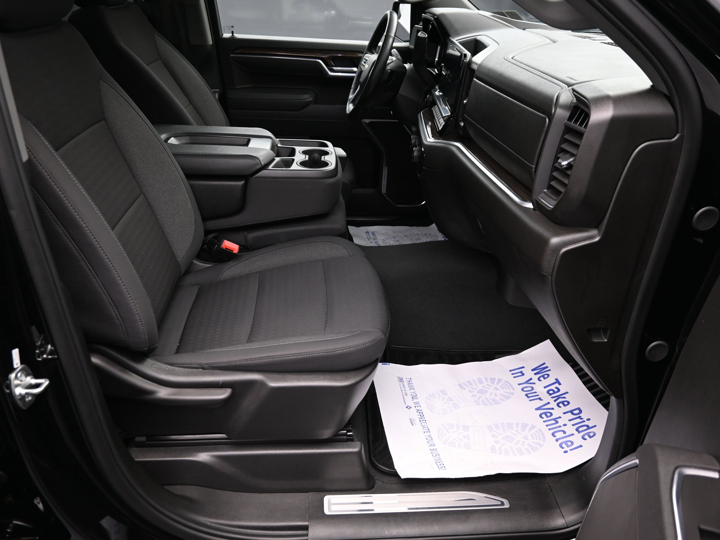 2025 Chevrolet Silverado 1500 LT (2FL)