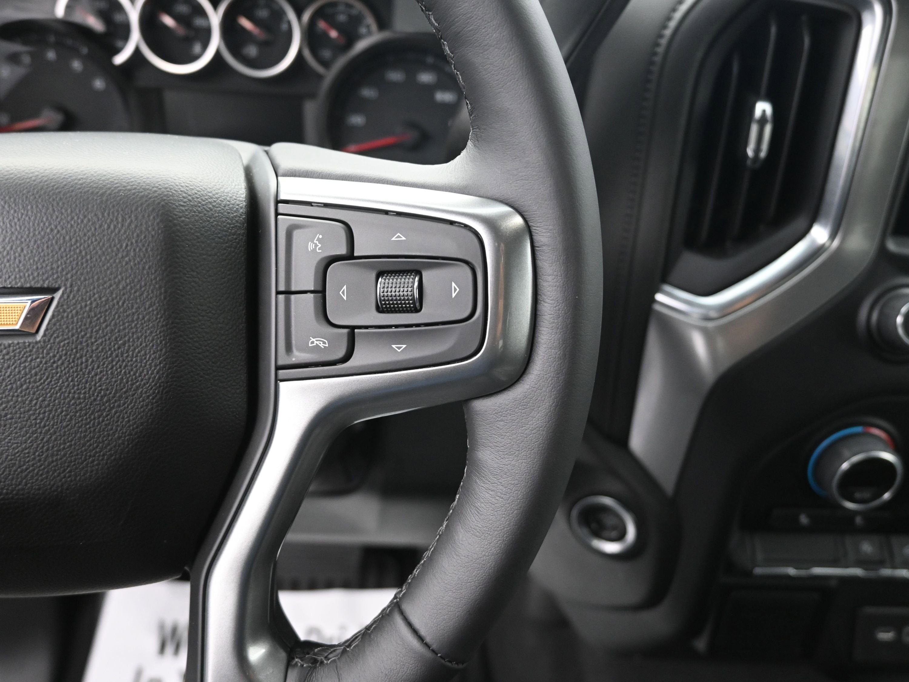 2022 Chevrolet Silverado 1500 LTD LT (2FL)