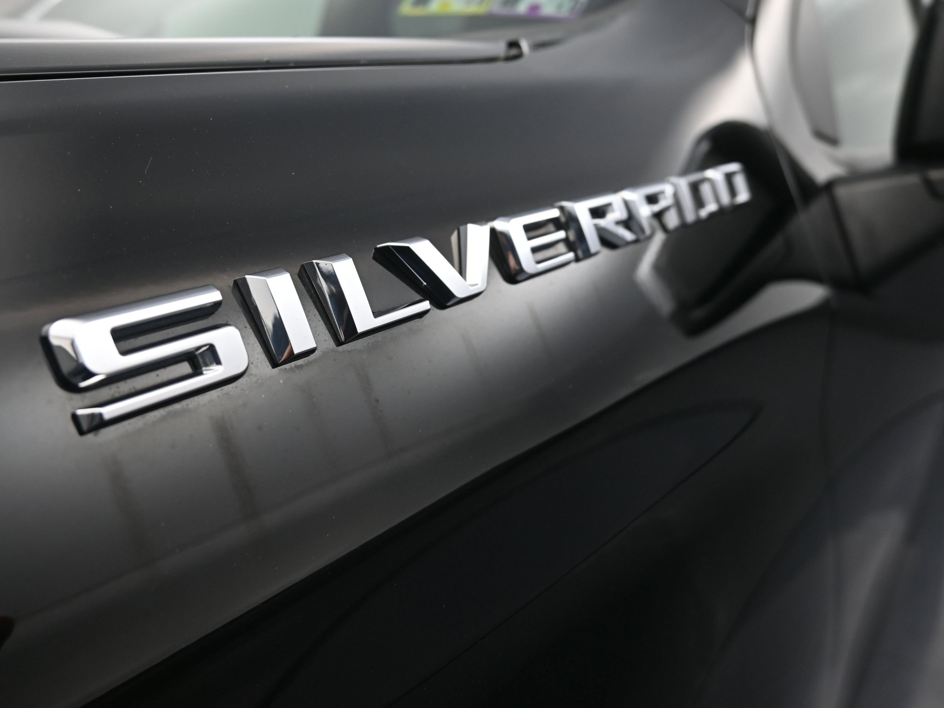 2022 Chevrolet Silverado 1500 LTD LT (2FL)