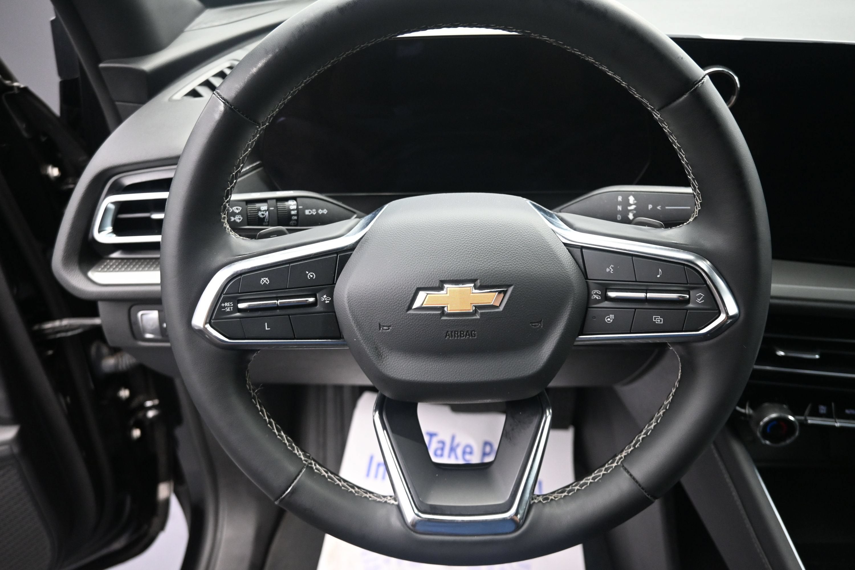 2024 Chevrolet Traverse LS