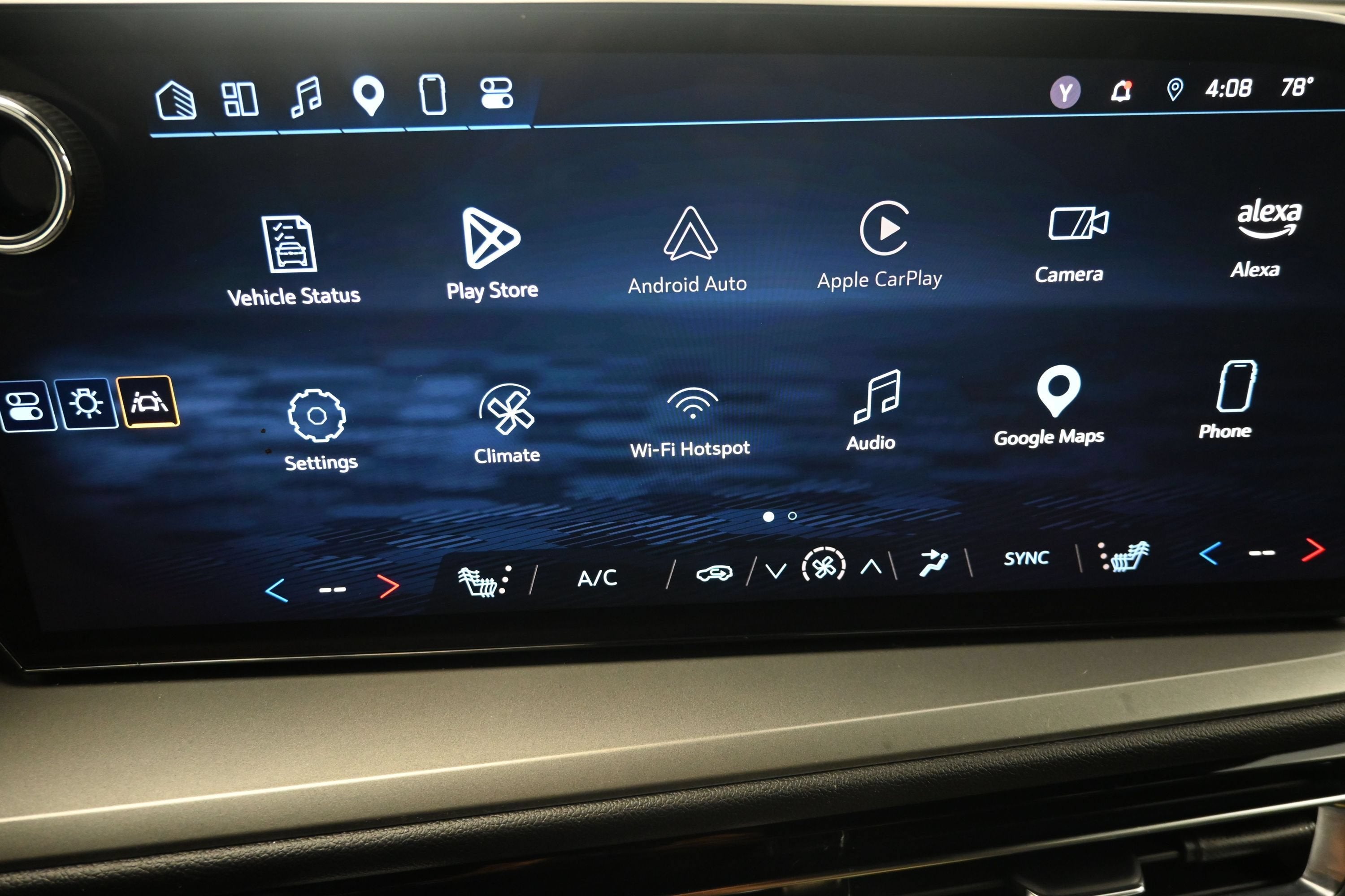 2024 Chevrolet Traverse LS