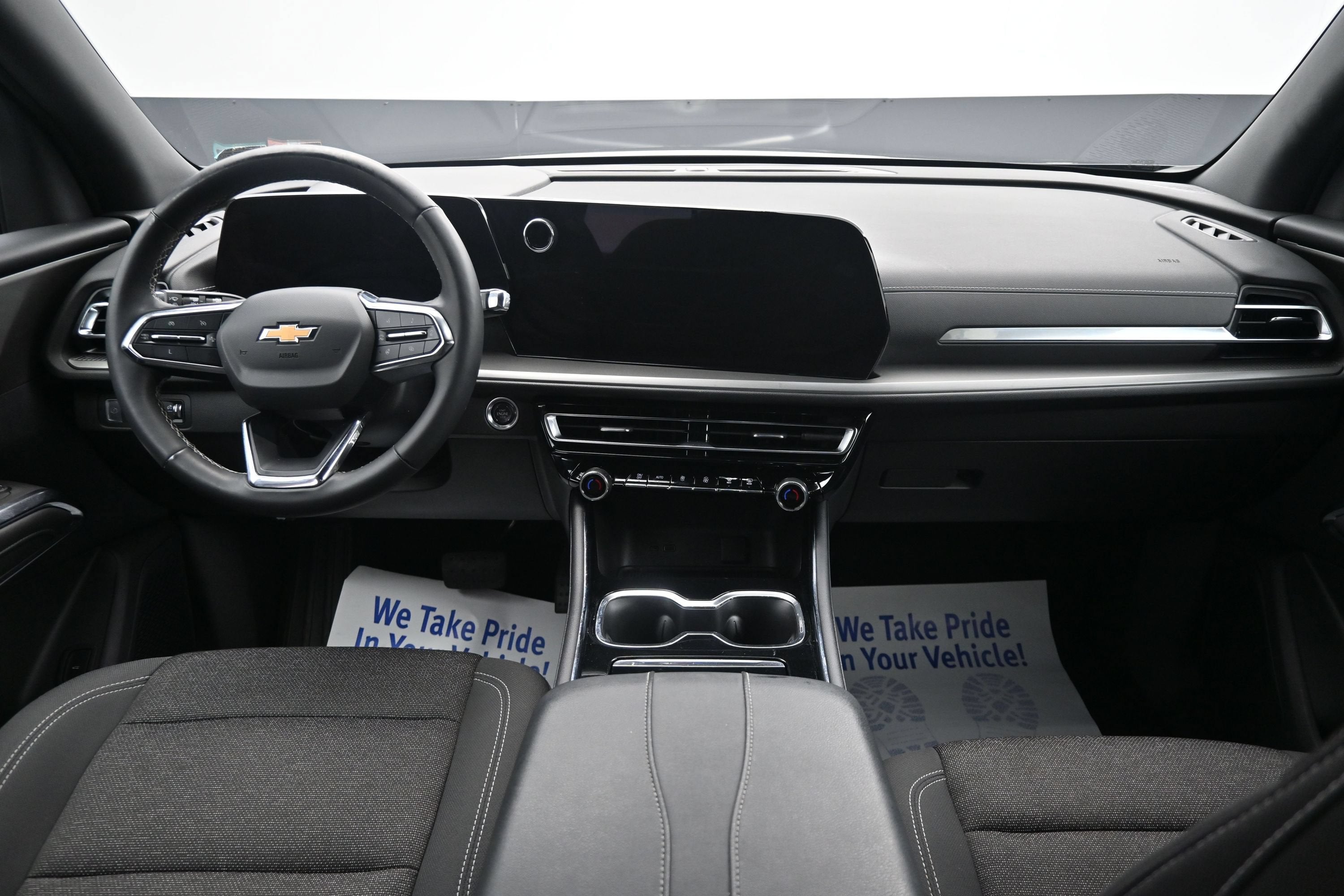 2024 Chevrolet Traverse LS