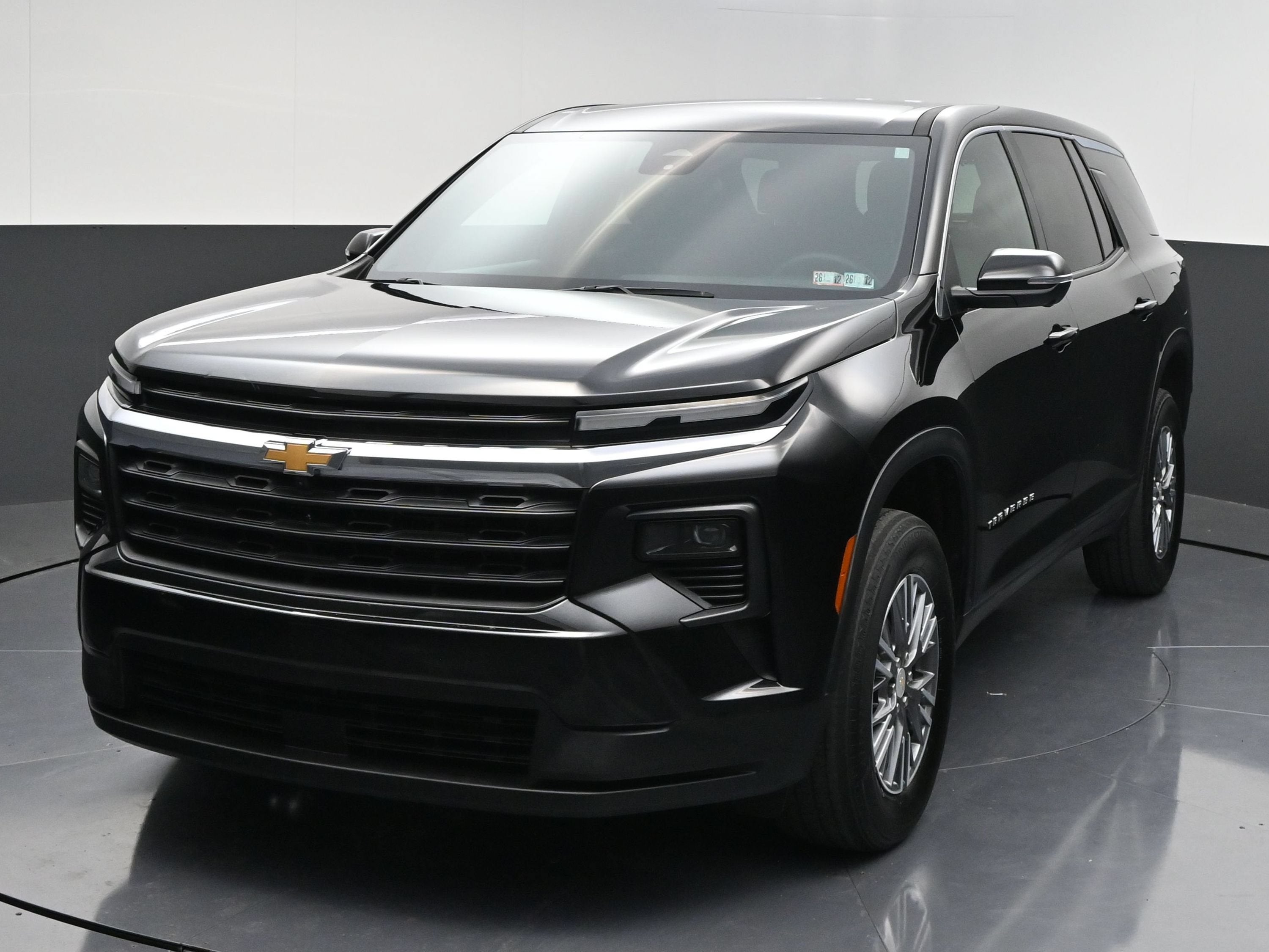 2024 Chevrolet Traverse LS