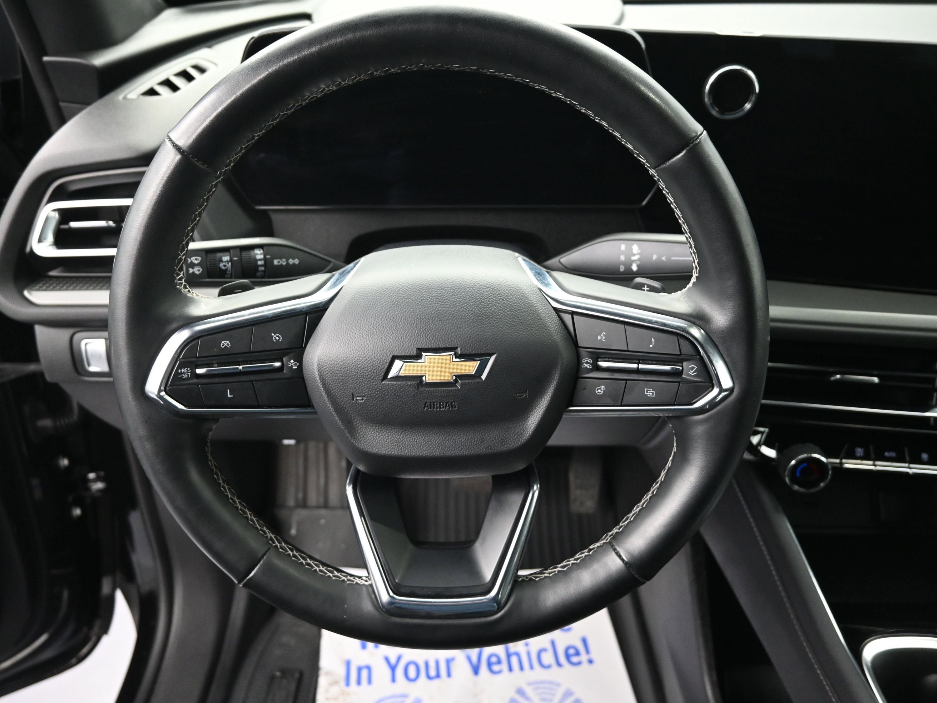 2024 Chevrolet Traverse LS