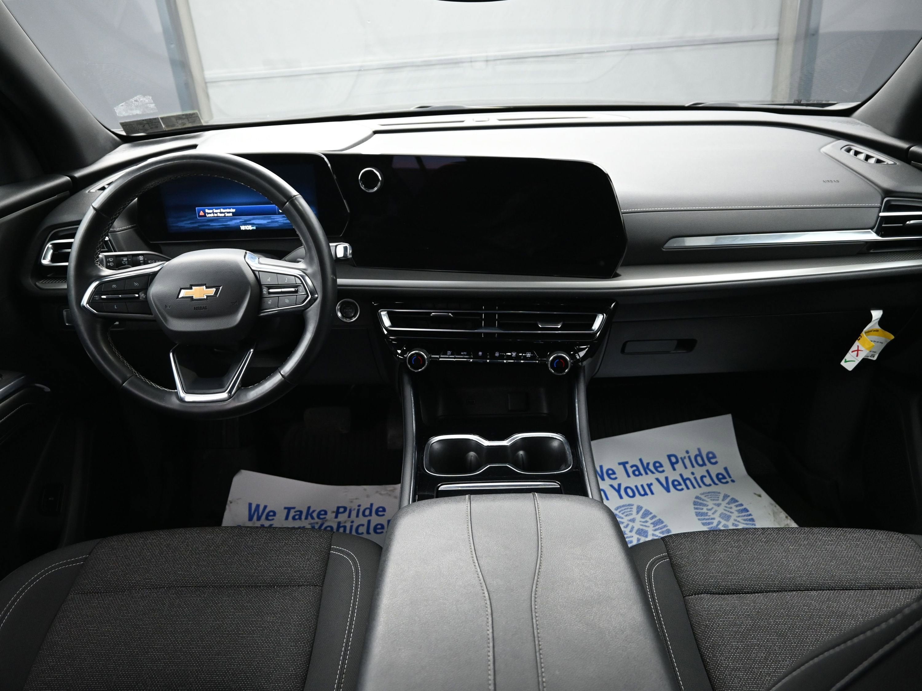 2024 Chevrolet Traverse LS