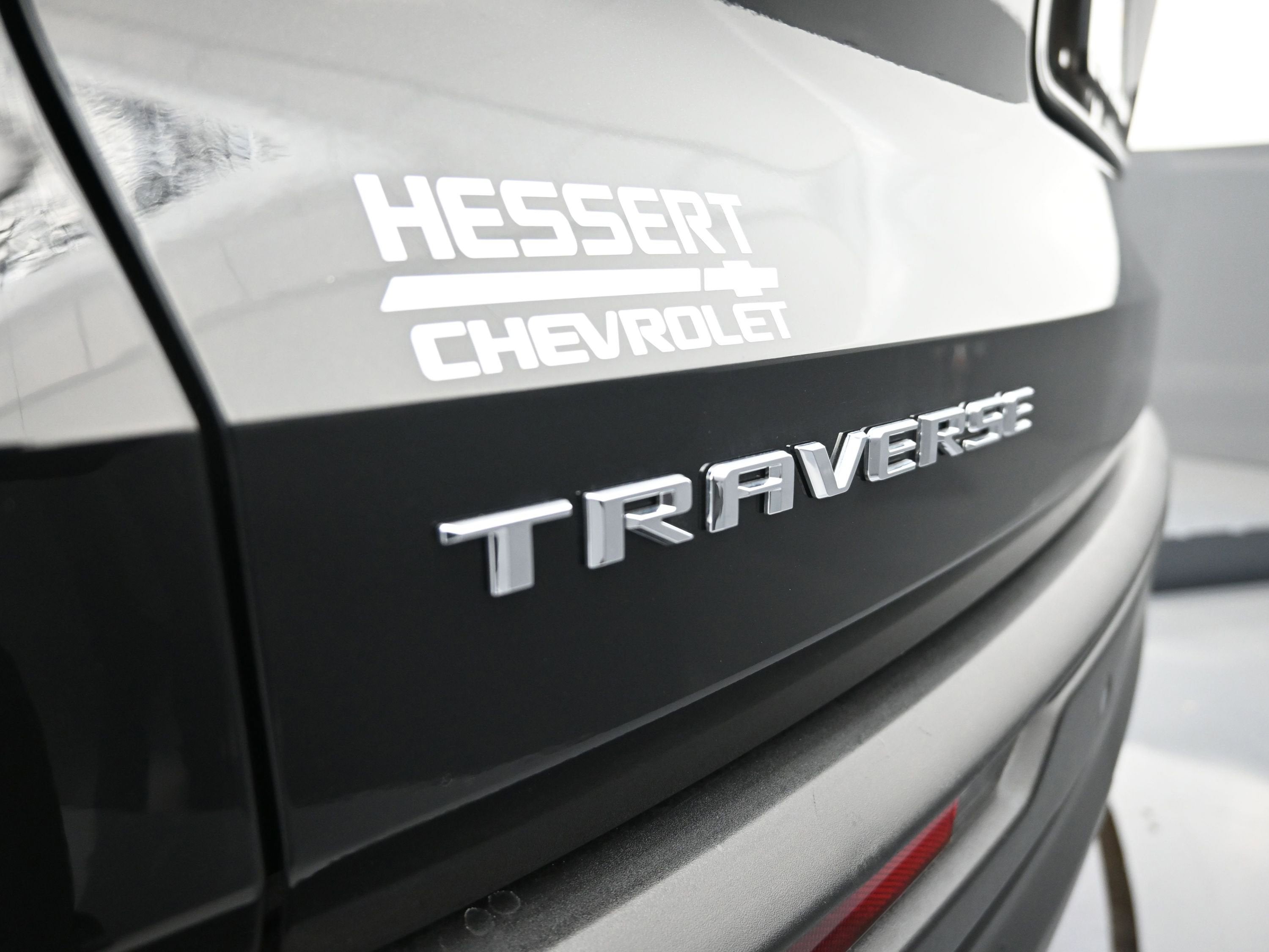2024 Chevrolet Traverse LS