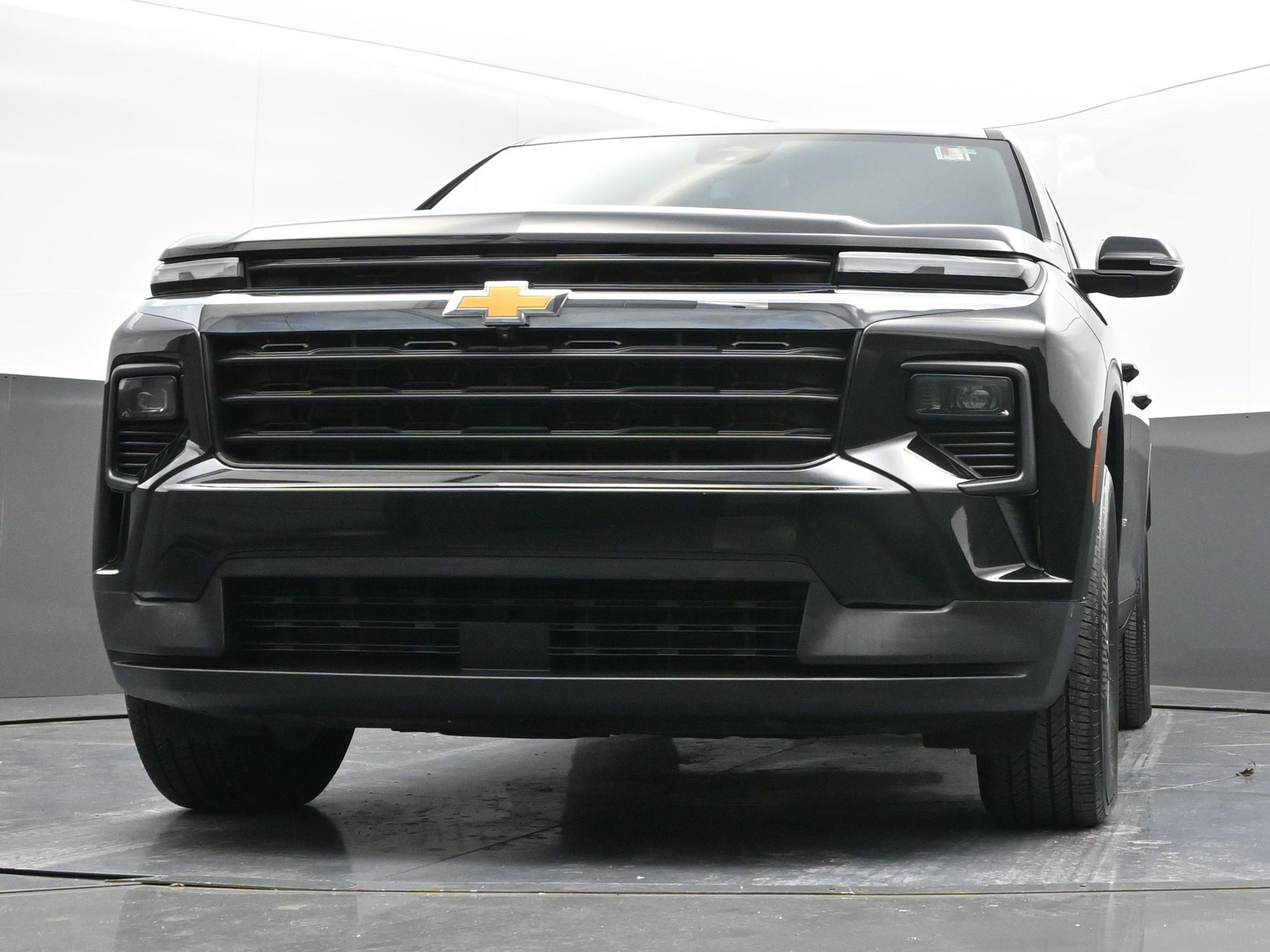 2024 Chevrolet Traverse LS