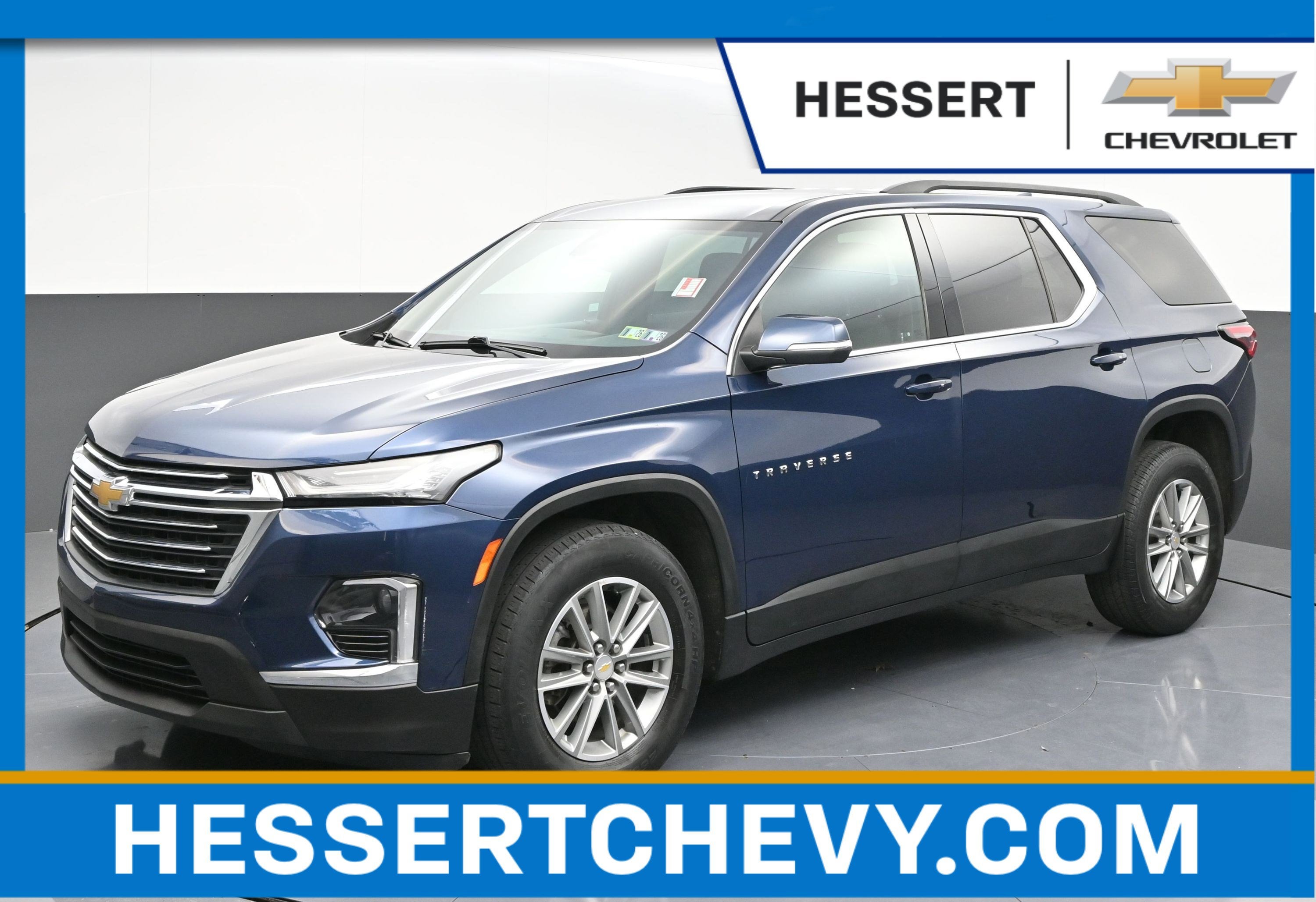 2023 Chevrolet Traverse LT Cloth