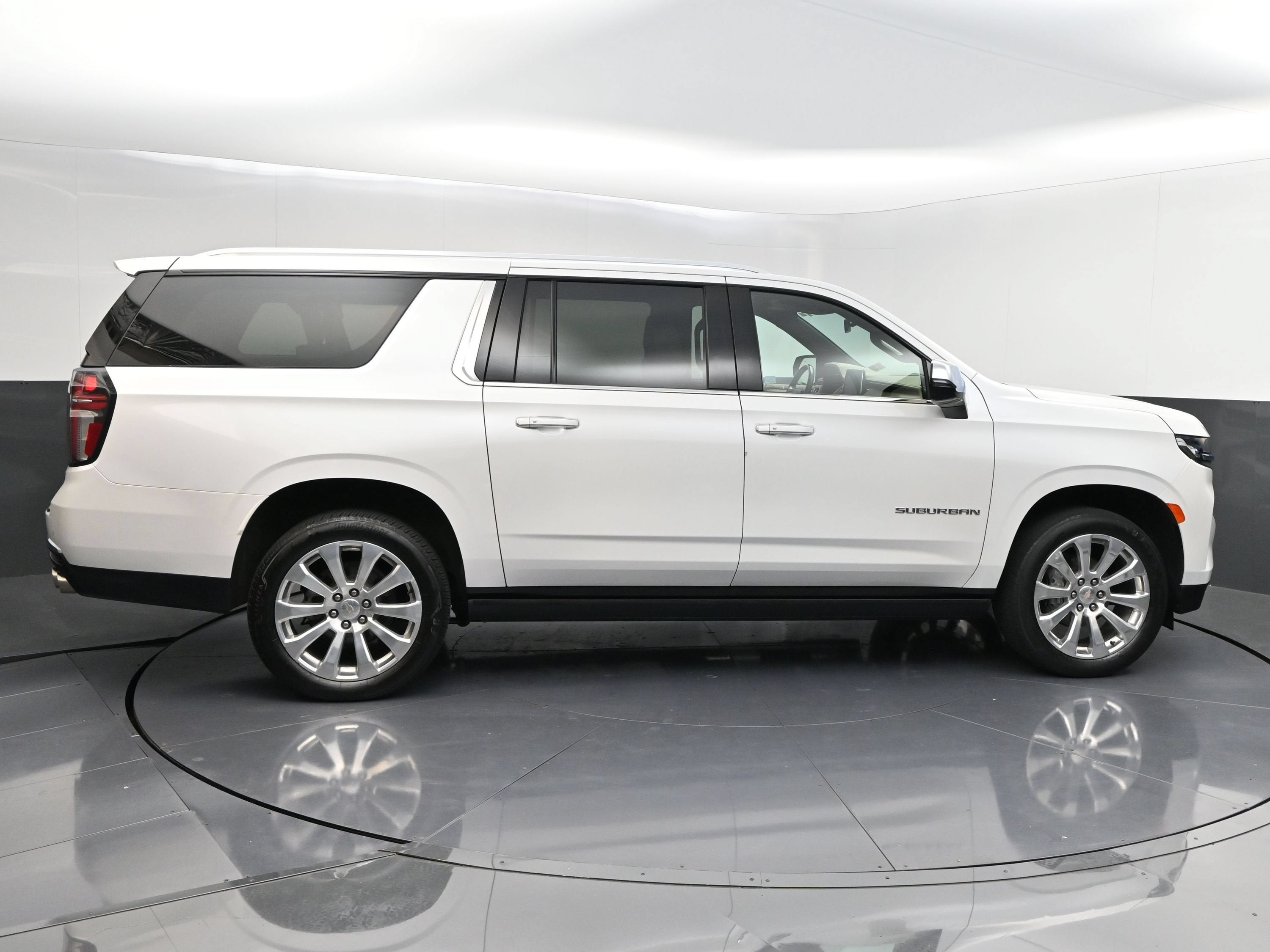 2022 Chevrolet Suburban Premier