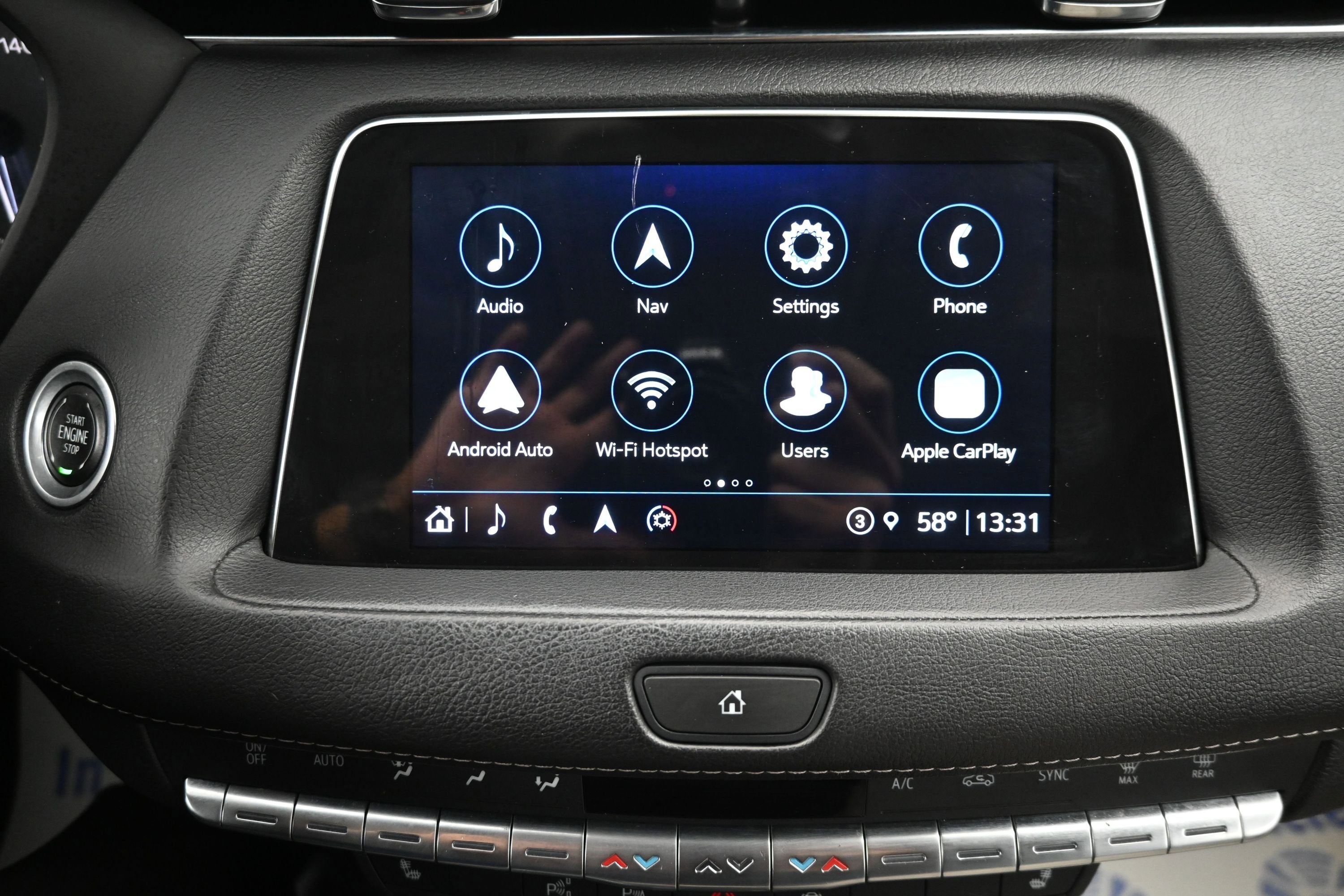 2022 Cadillac XT4 Premium Luxury