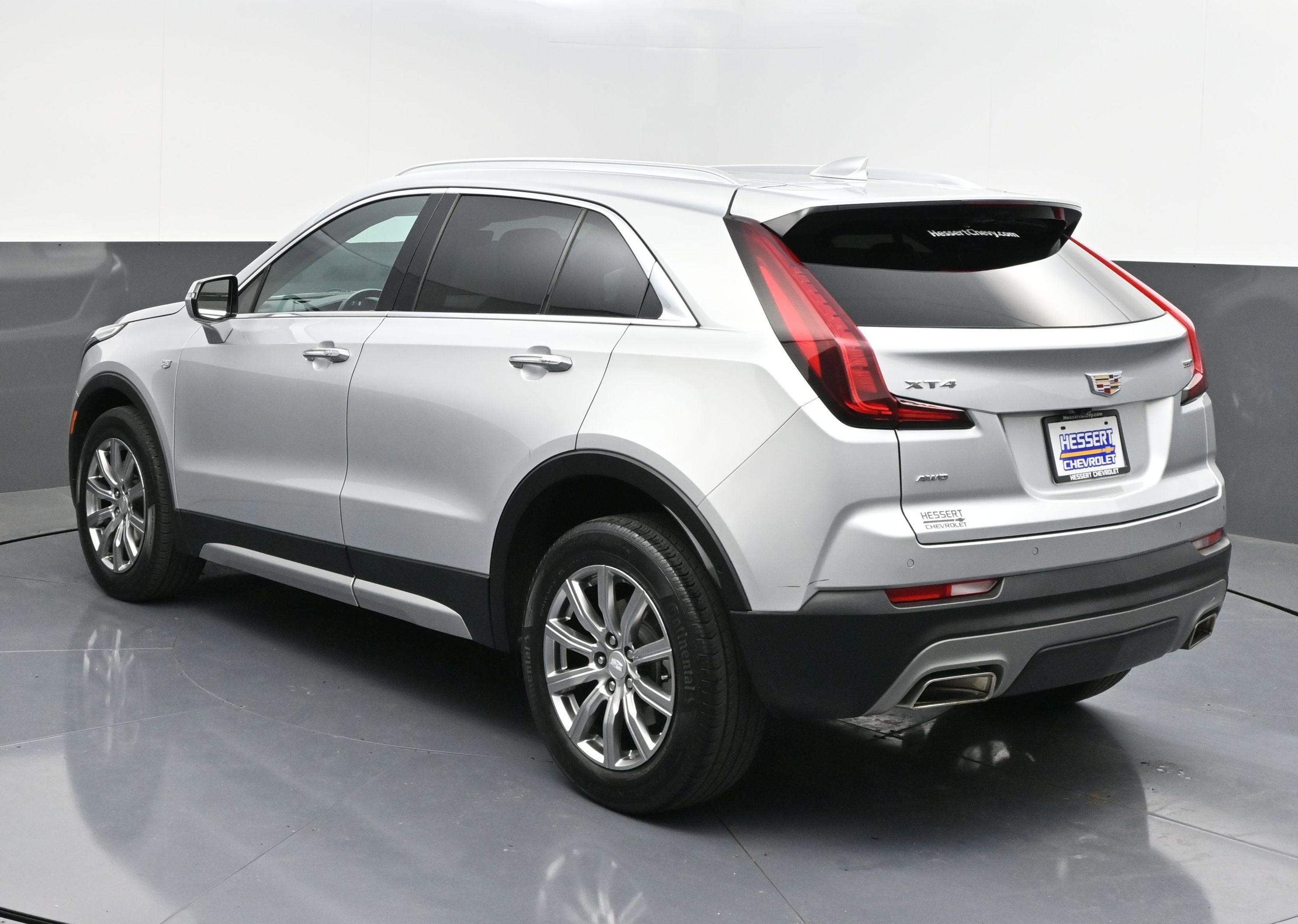 2022 Cadillac XT4 Premium Luxury
