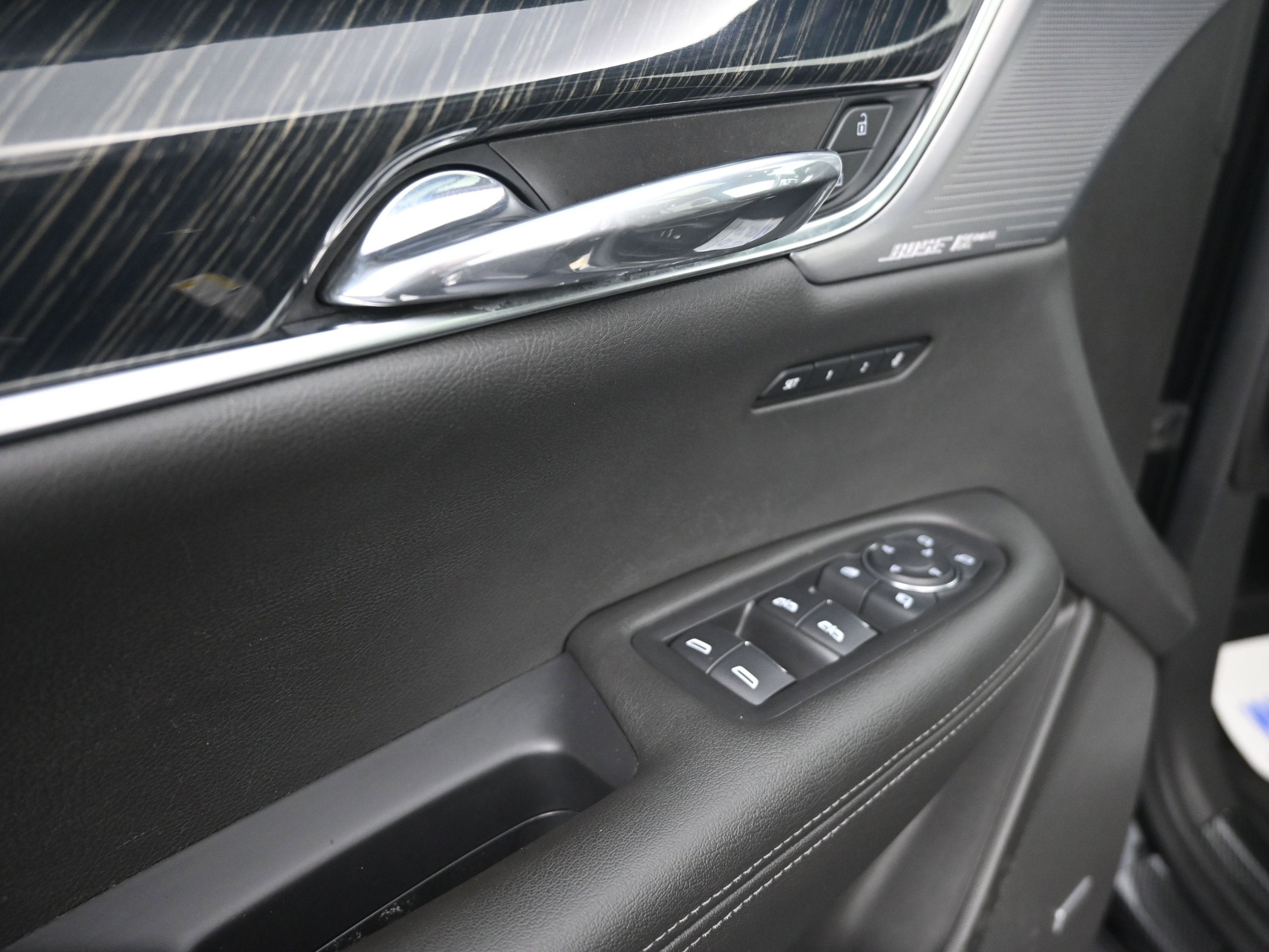 2022 Cadillac XT6 Premium Luxury