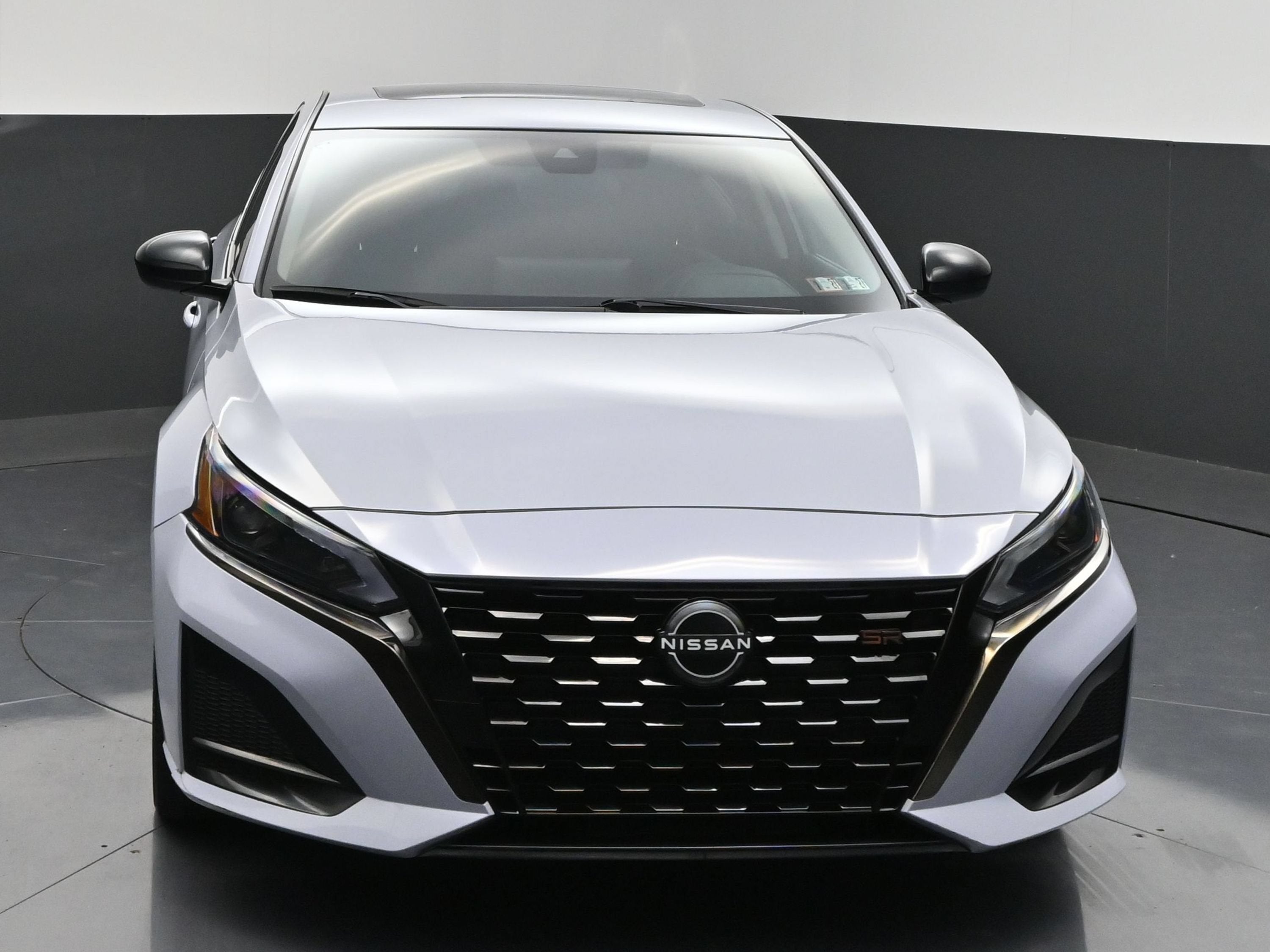 2023 Nissan Altima SR FWD