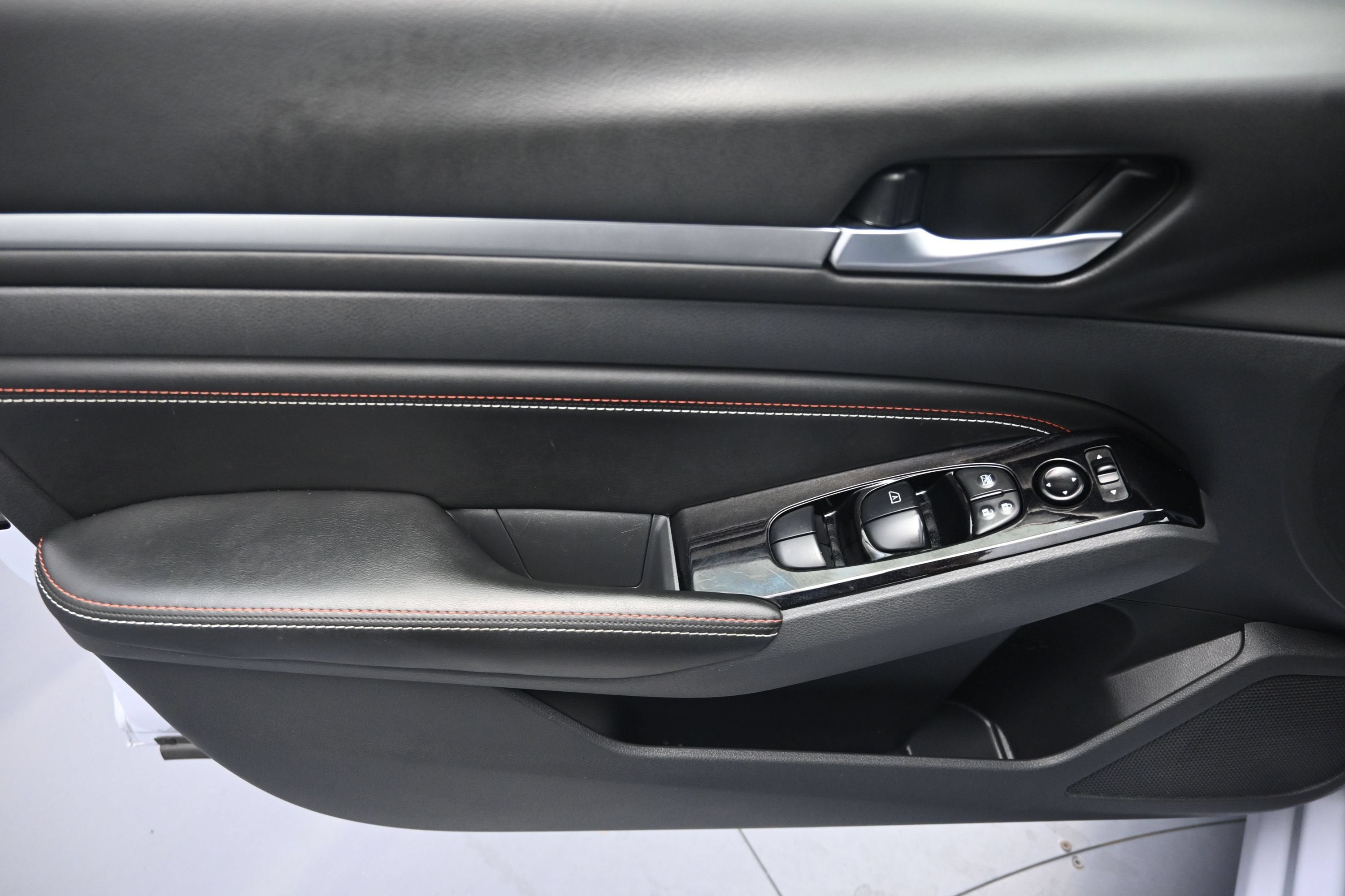 2023 Nissan Altima SR FWD