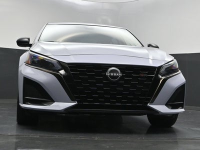 2023 Nissan Altima SR FWD