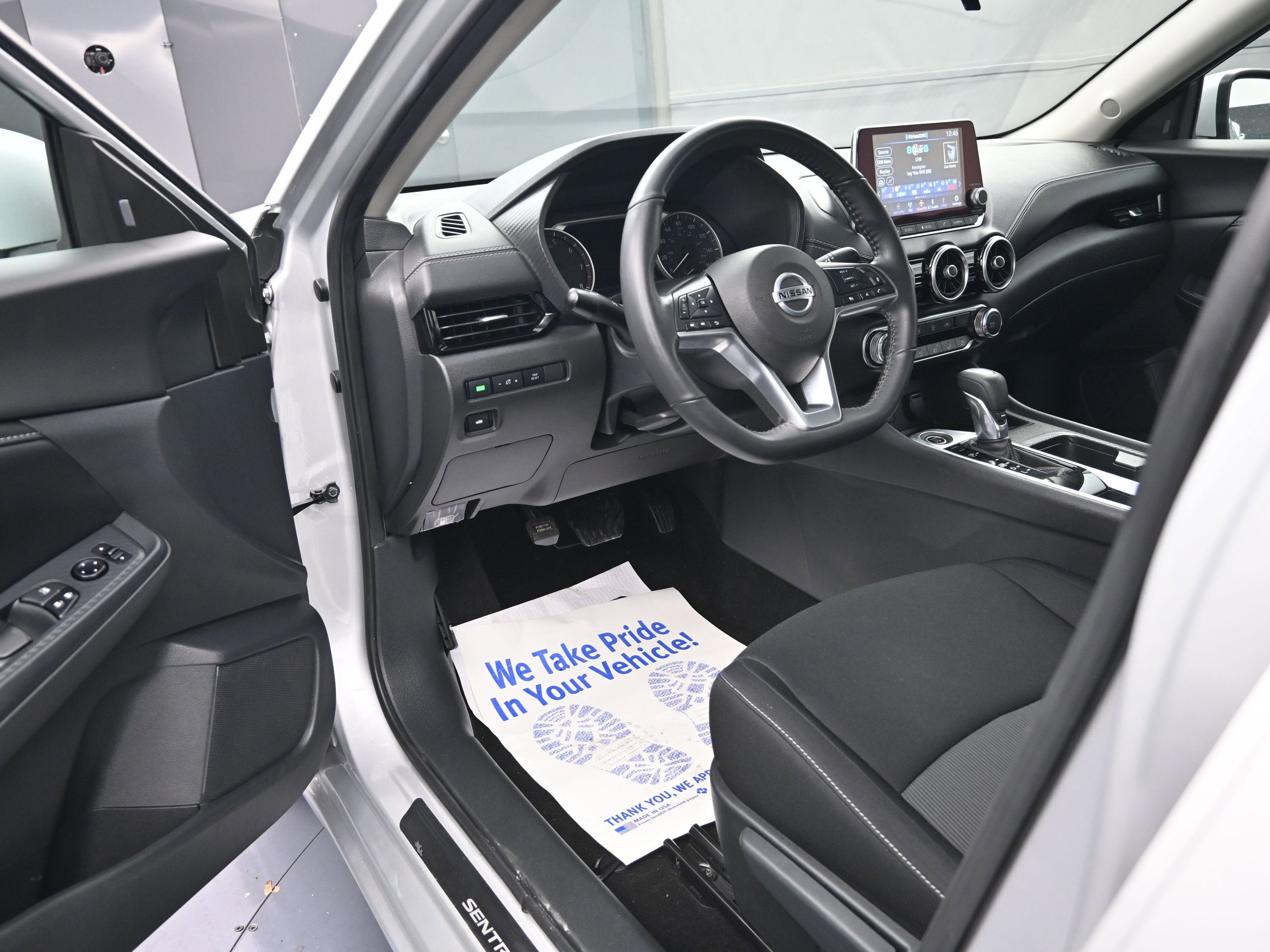 2022 Nissan Sentra SV Xtronic CVT