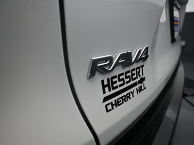 2023 Toyota RAV4 Hybrid SE