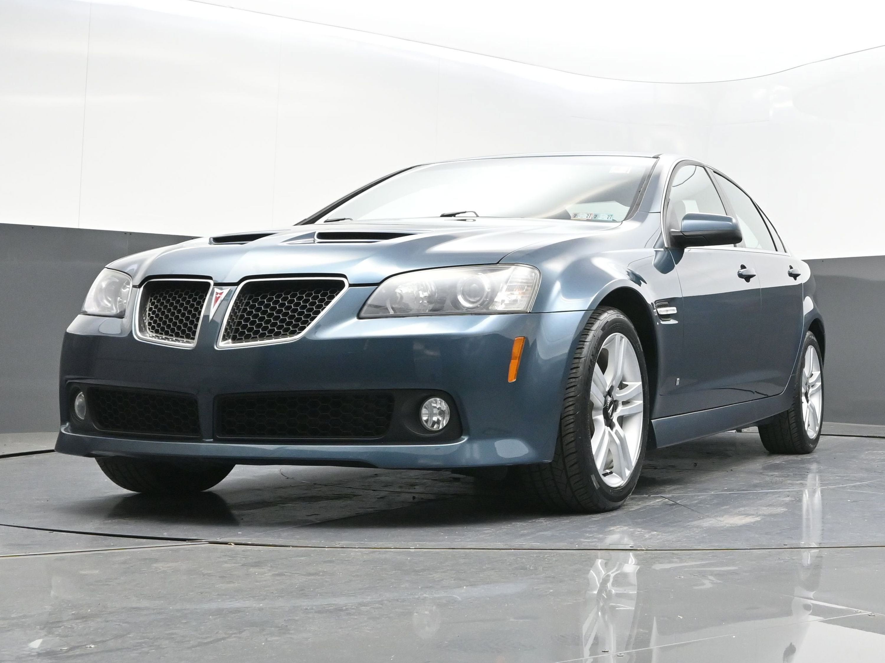 2009 Pontiac G8 4dr Sdn