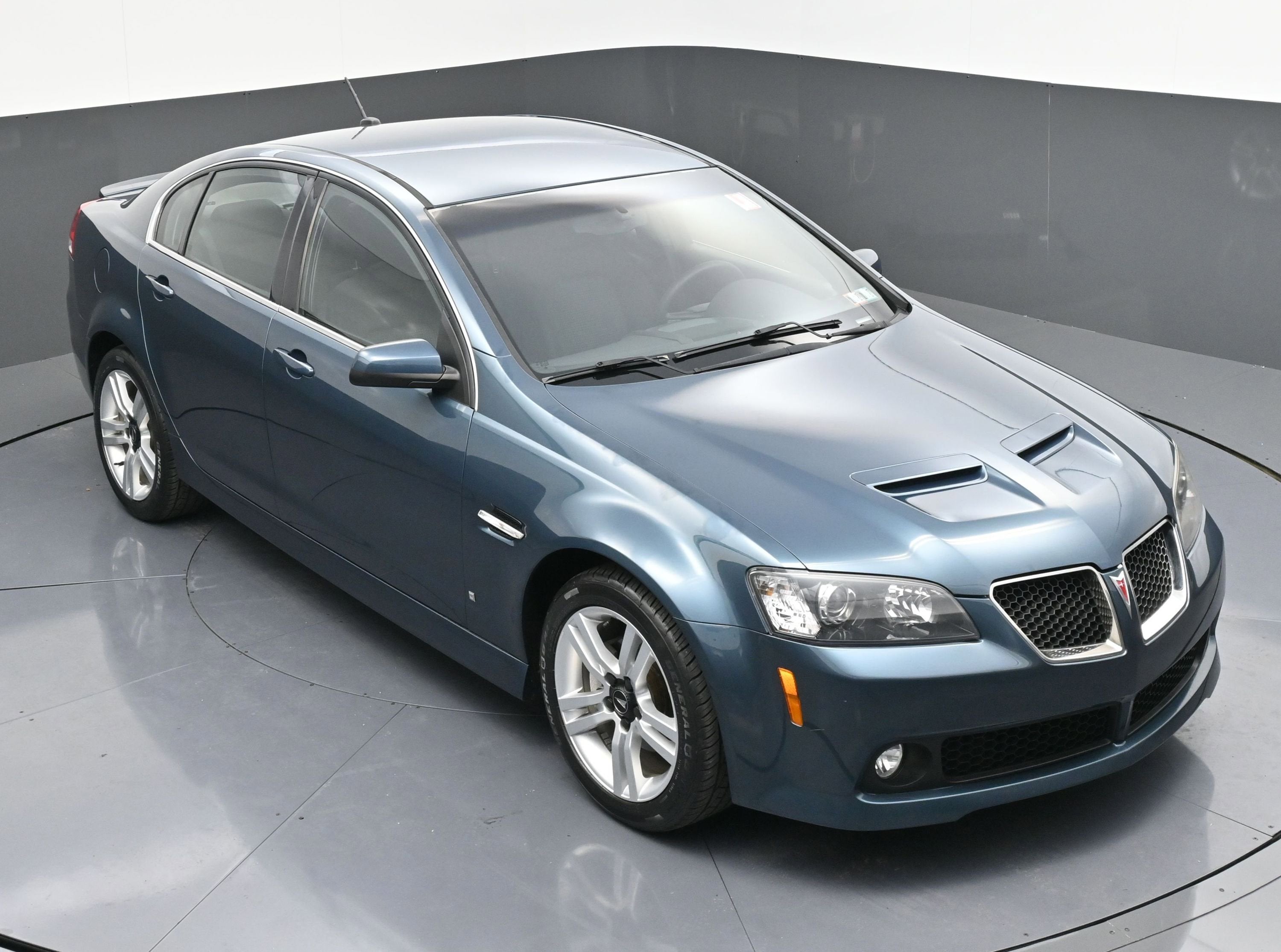 2009 Pontiac G8 4dr Sdn