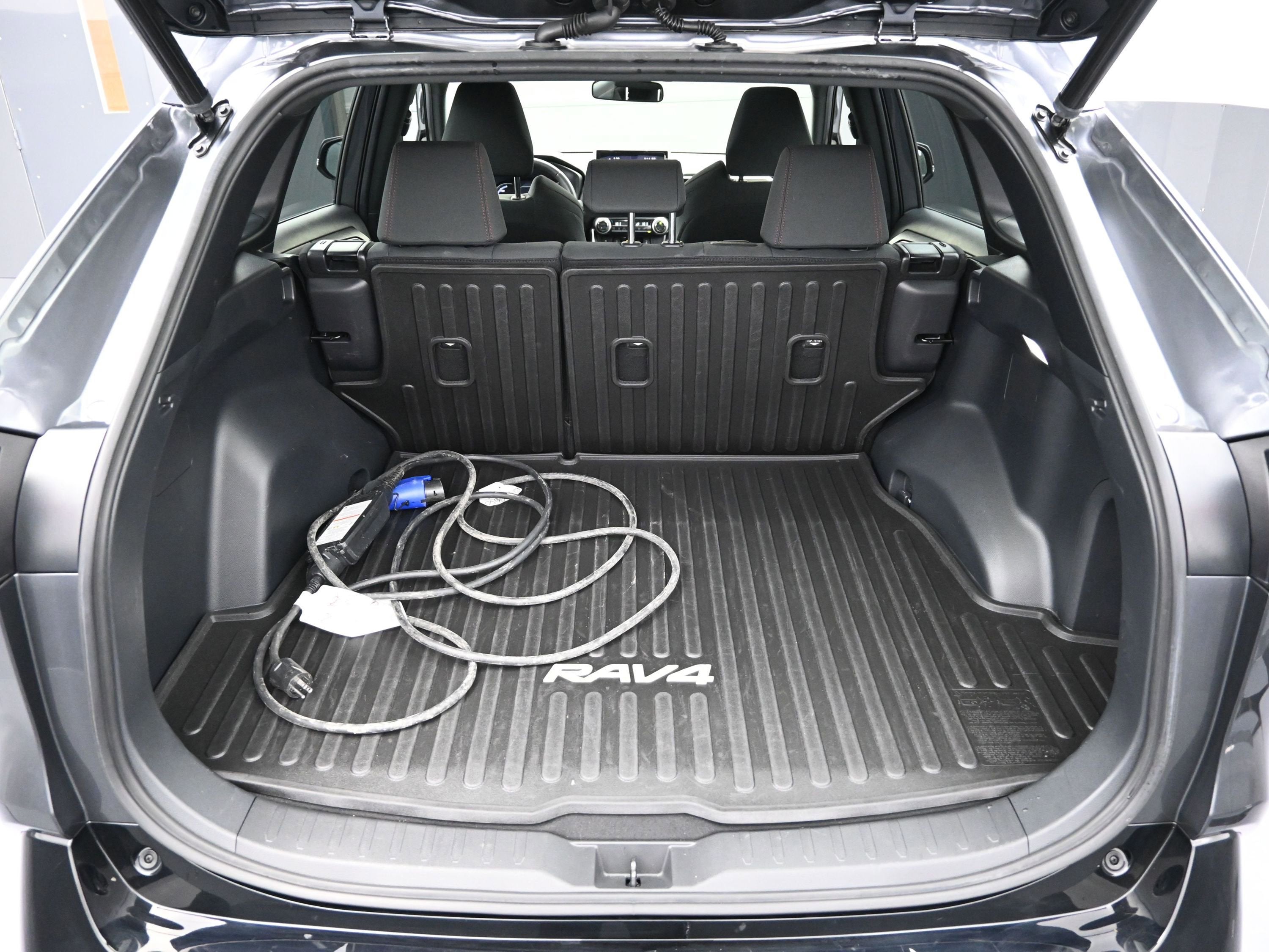 2023 Toyota RAV4 Prime SE