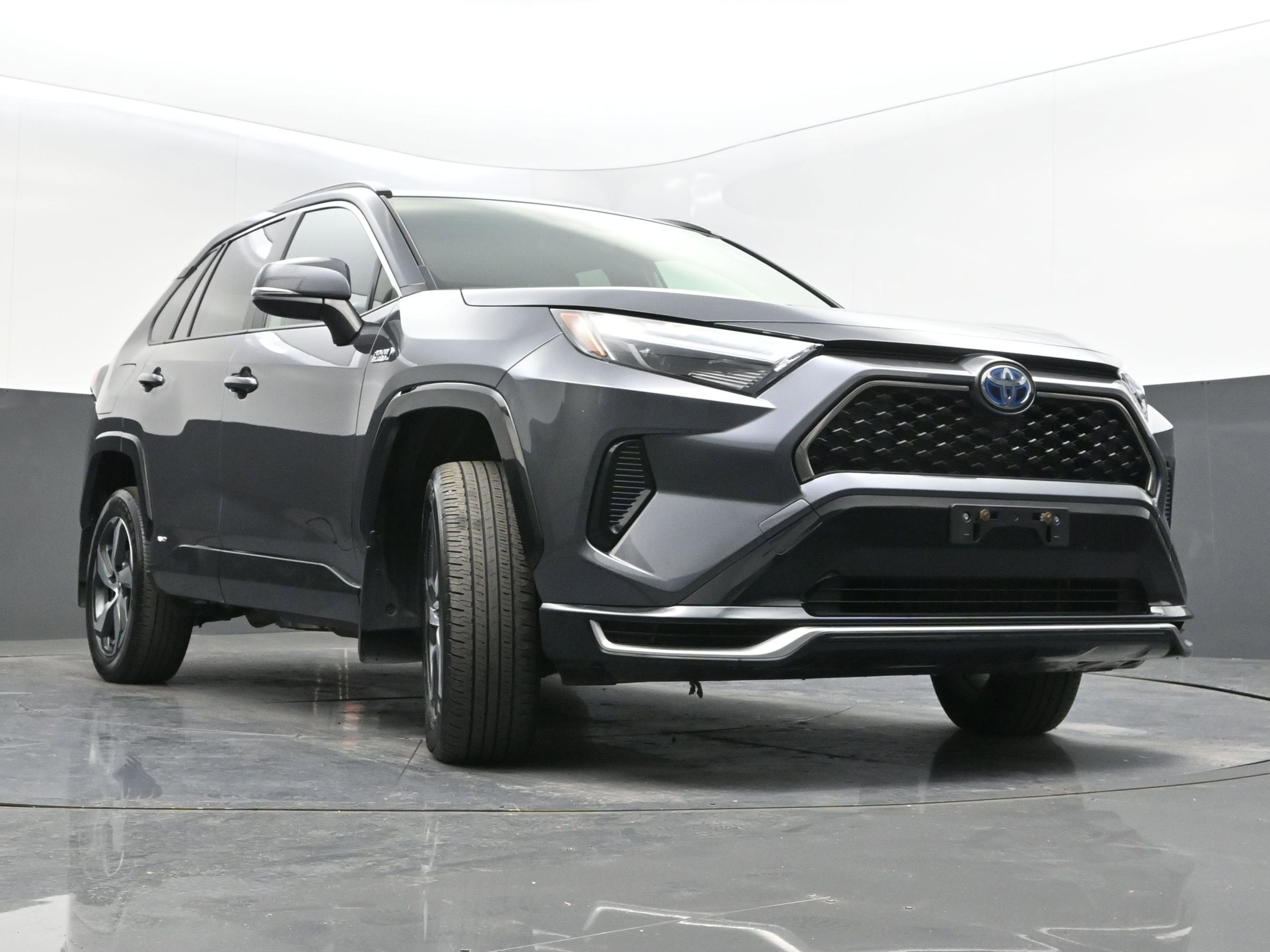 2023 Toyota RAV4 Prime SE