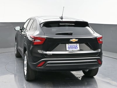 2025 Chevrolet Trax LS
