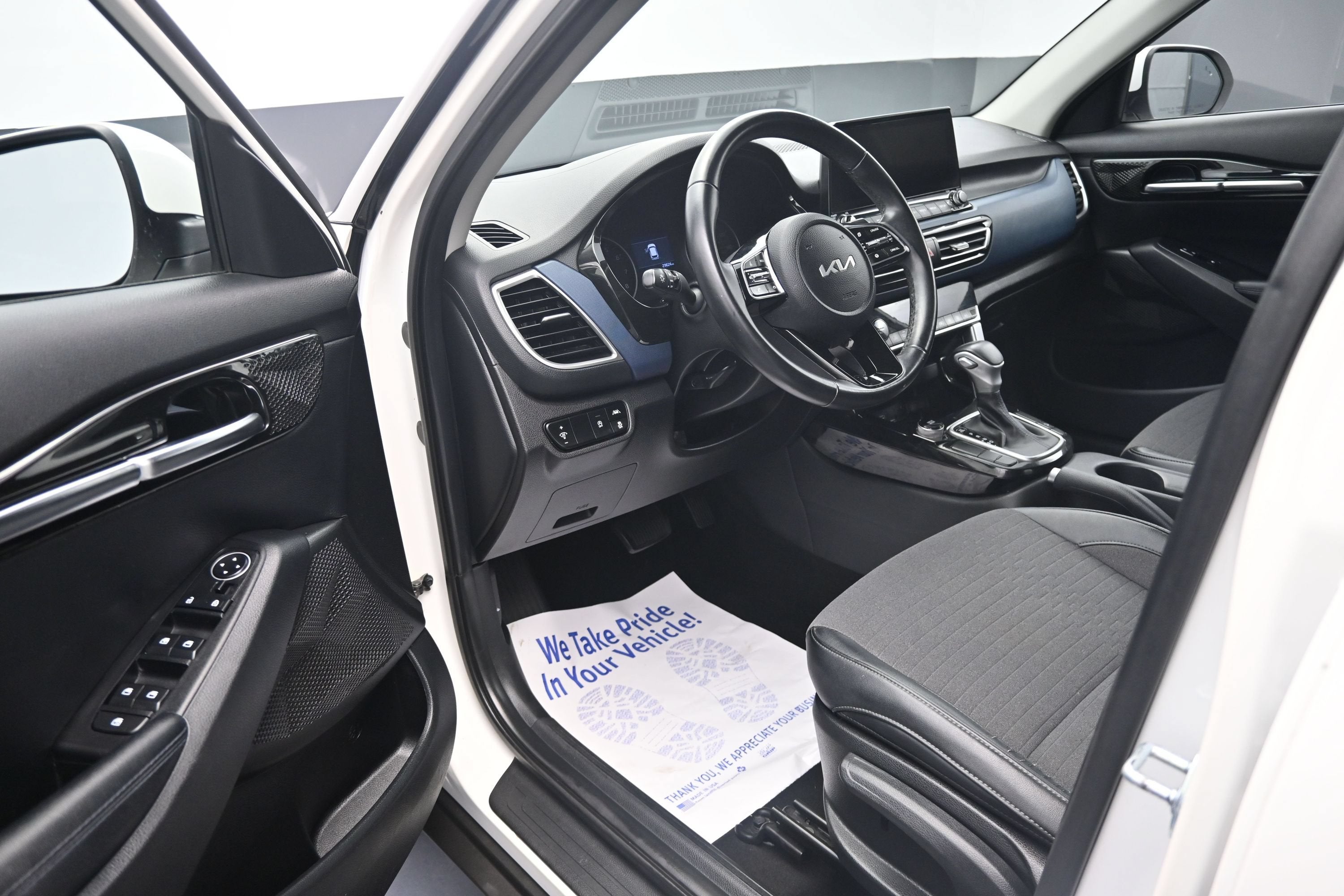2023 Kia Seltos S
