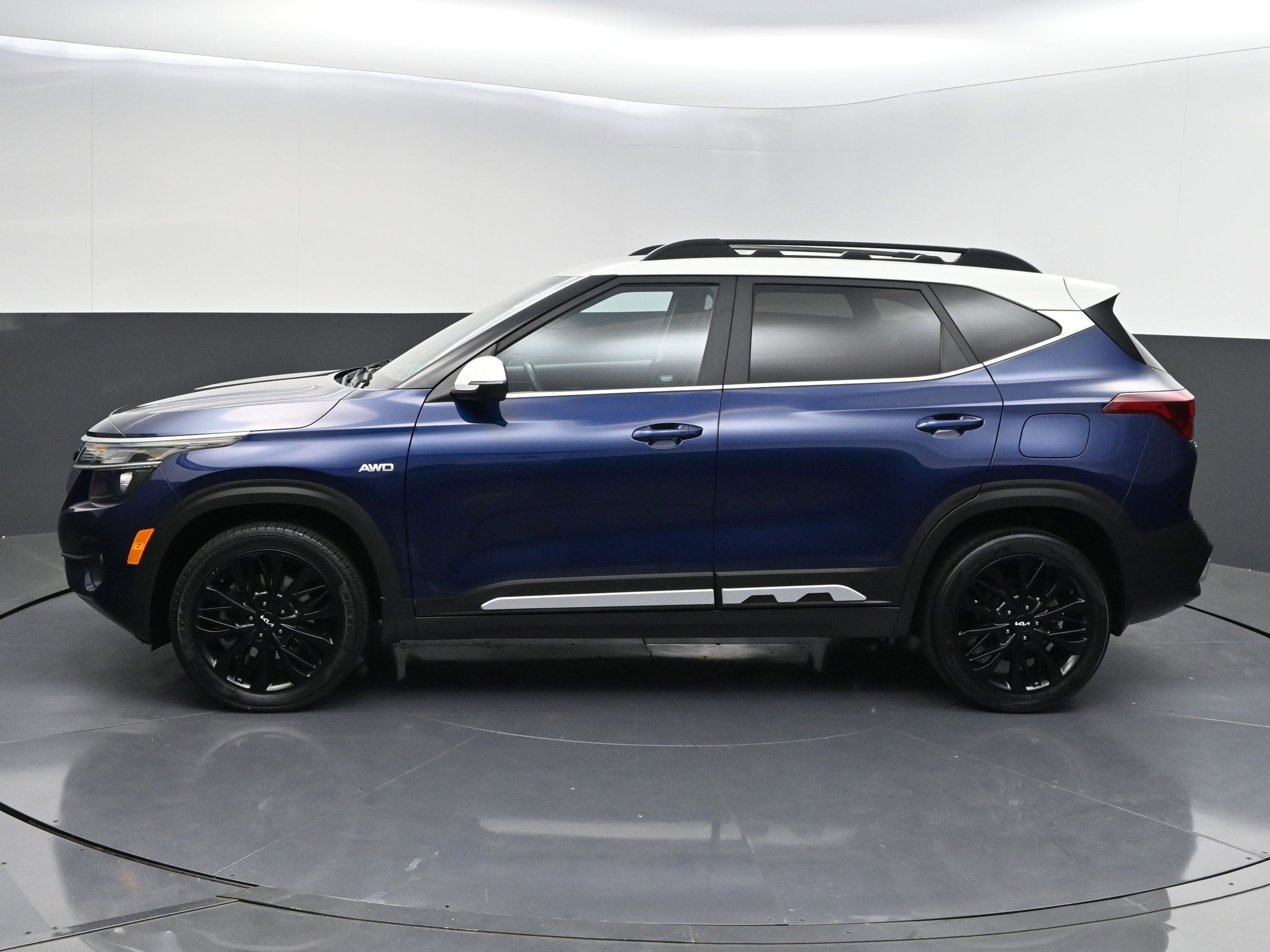 2022 Kia Seltos Nightfall
