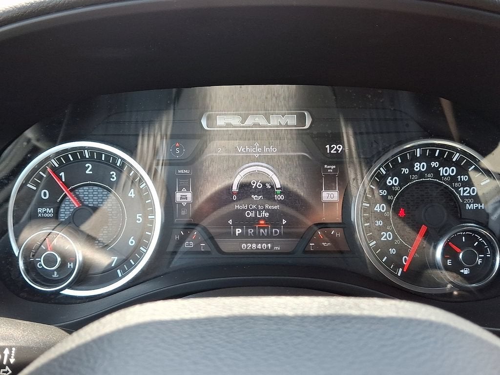 2023 RAM 1500 Big Horn Crew Cab 4x4 5'7" Box