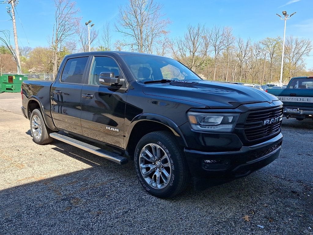 2022 RAM 1500 Laramie Crew Cab 4x4 5'7" Box