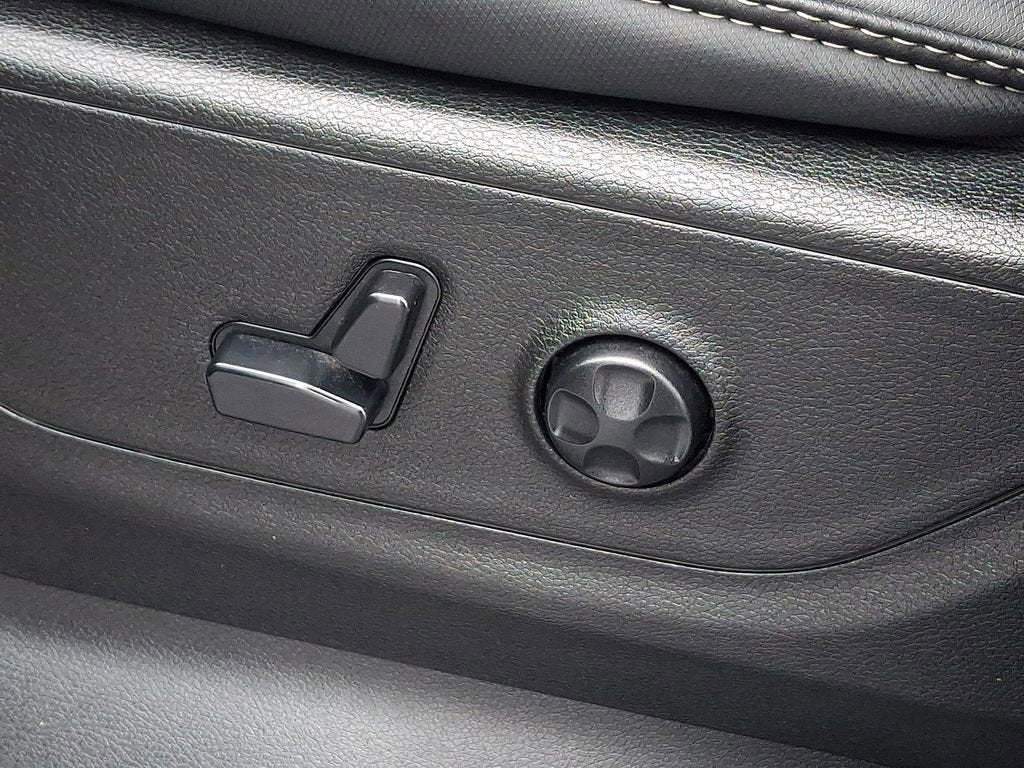 2020 RAM 1500 Rebel Crew Cab 4x4 5'7" Box