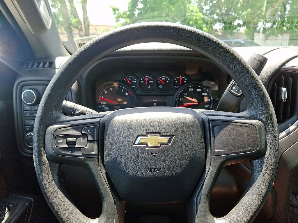 2024 Chevrolet Silverado 1500 Custom