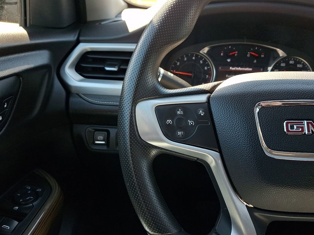 2022 GMC Acadia SLE