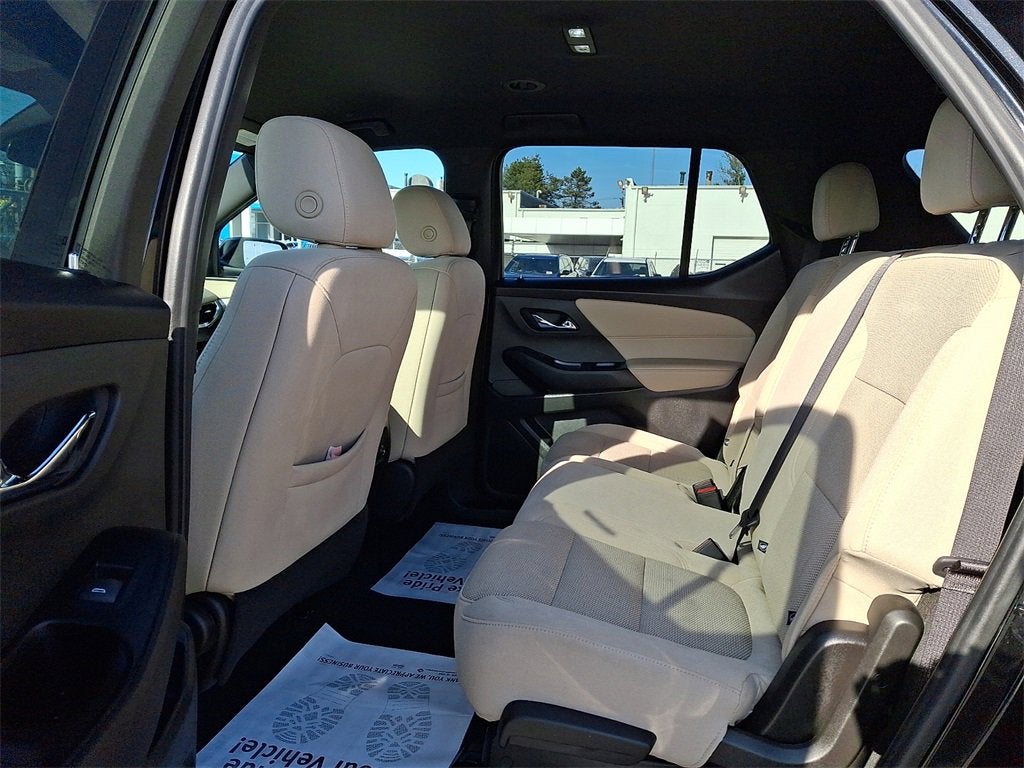 2023 Chevrolet Traverse LS