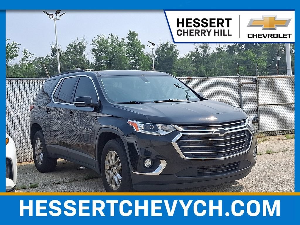 2020 Chevrolet Traverse LT Cloth
