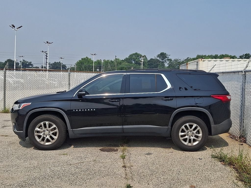 2020 Chevrolet Traverse LT Cloth