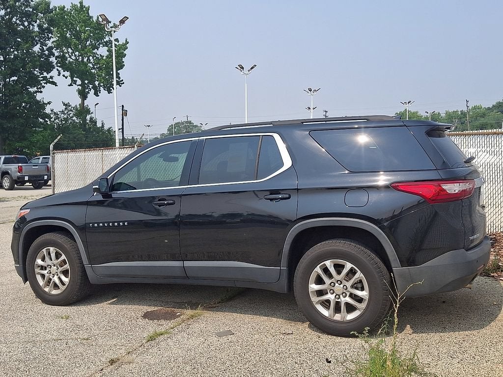 2020 Chevrolet Traverse LT Cloth
