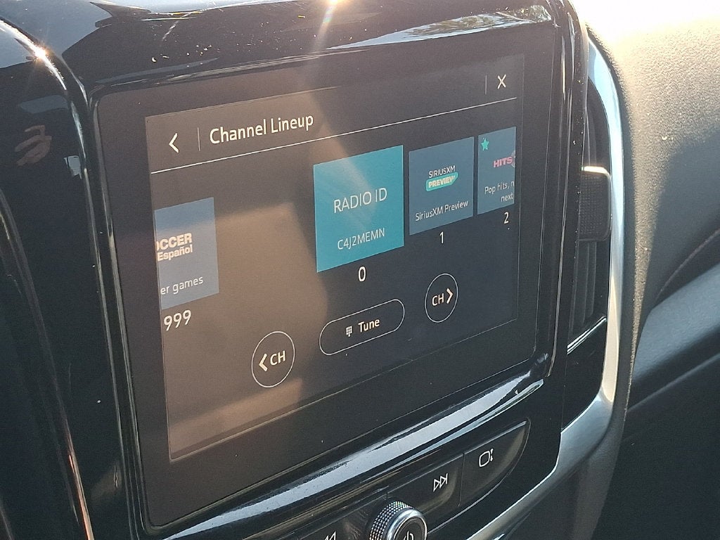 2023 Chevrolet Traverse RS