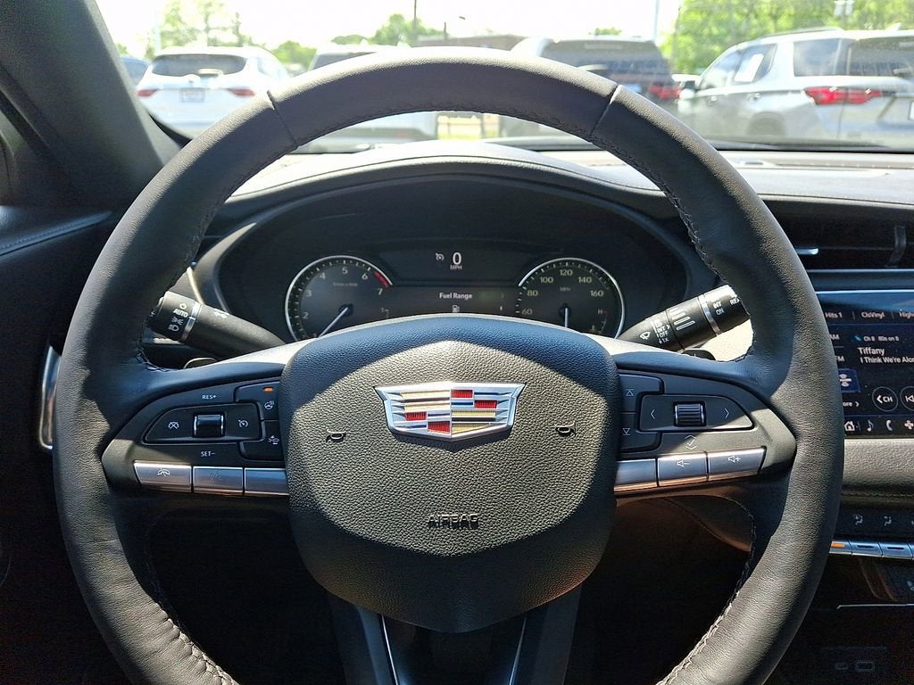 2023 Cadillac XT4 Luxury