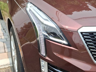 2022 Cadillac XT5 Luxury