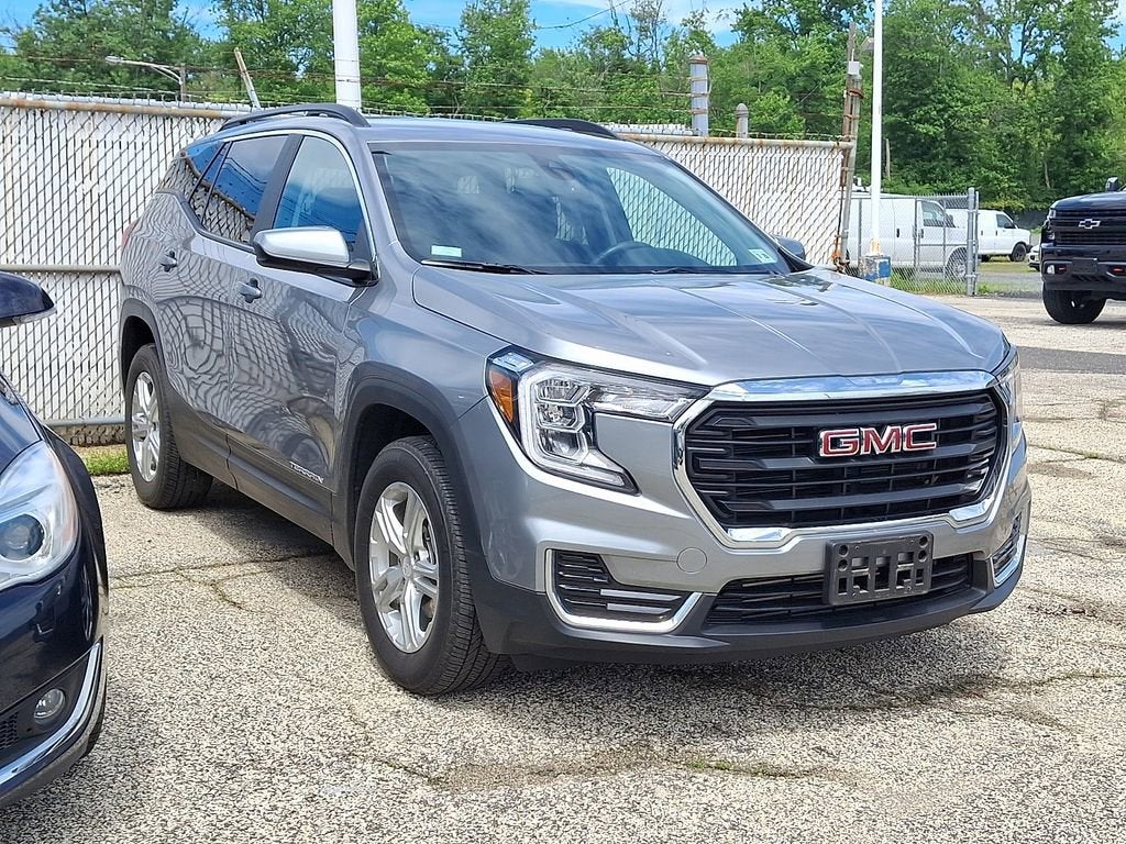 2023 GMC Terrain SLE