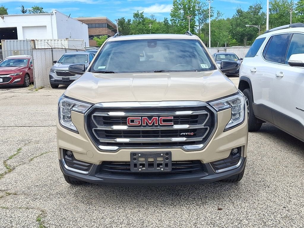 2023 GMC Terrain AT4
