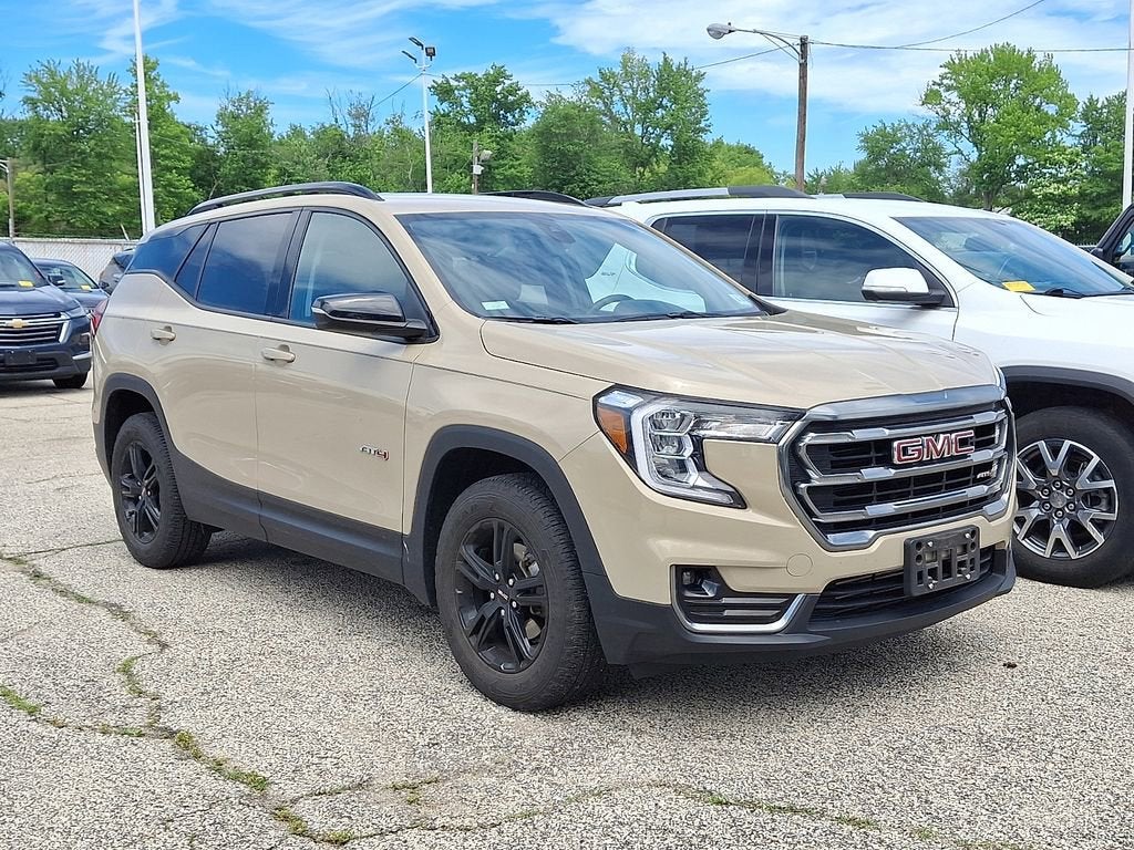 2023 GMC Terrain AT4